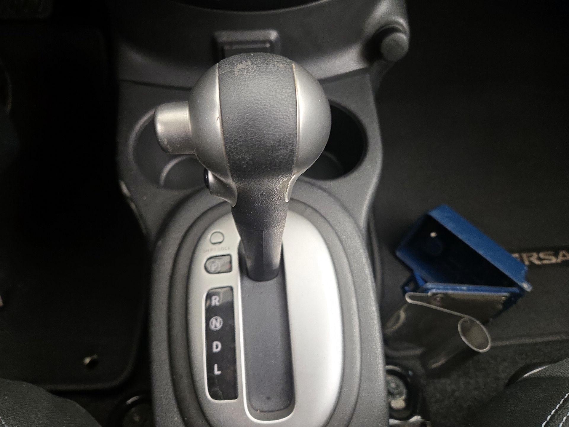 Thumbnail: 2017 Nissan Versa Note - 17