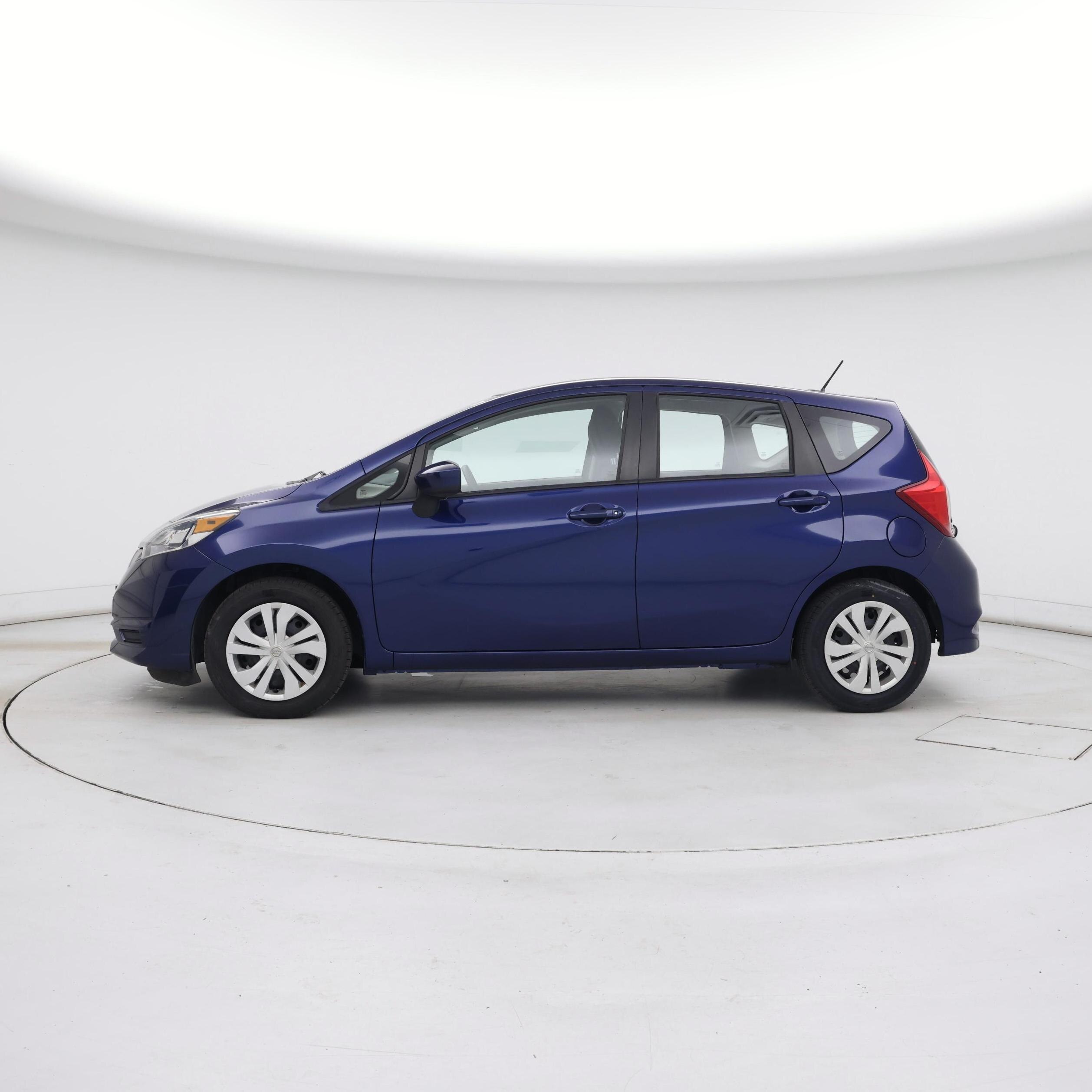 Thumbnail: 2017 Nissan Versa Note - 3