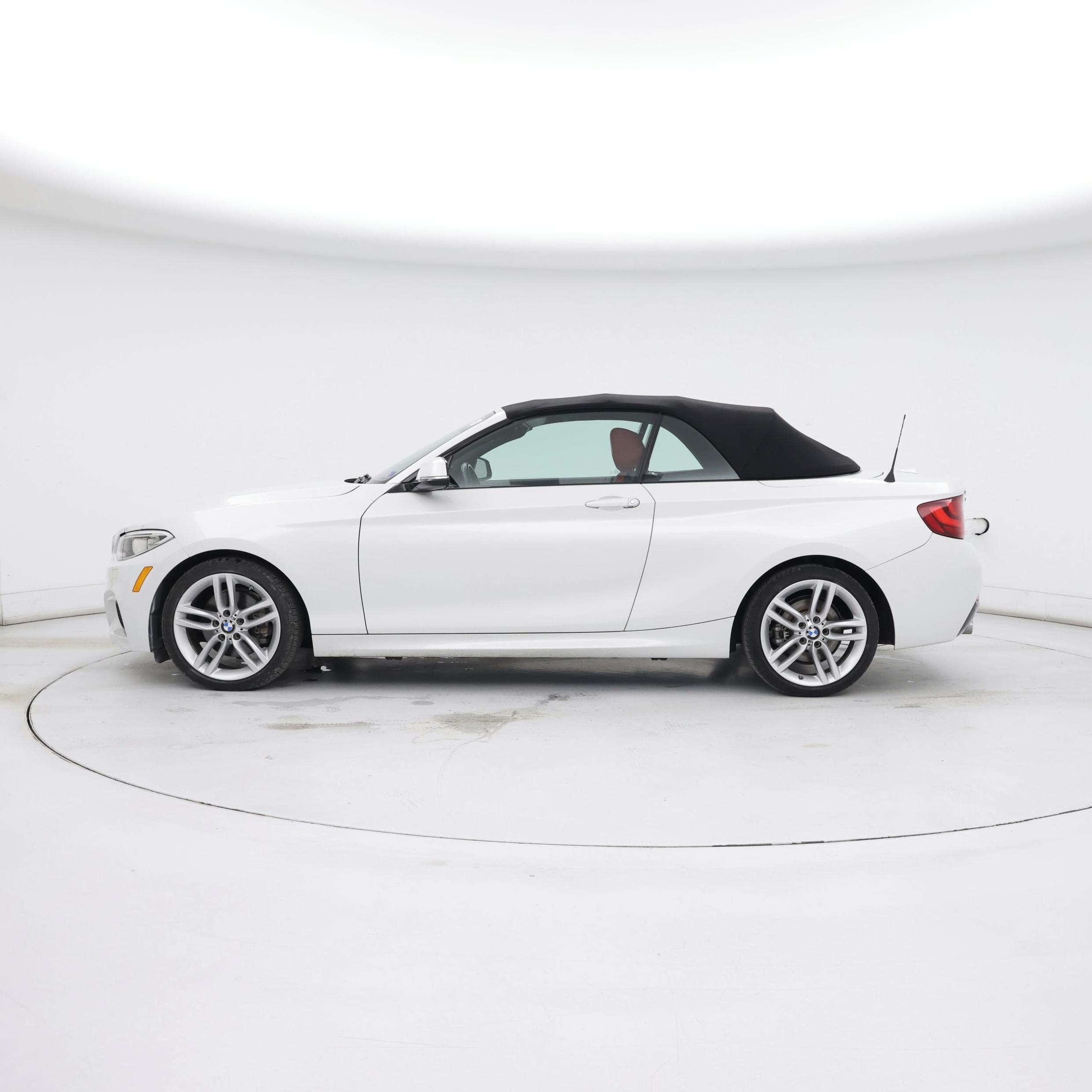 Thumbnail: 2017 BMW 2 Series - 3