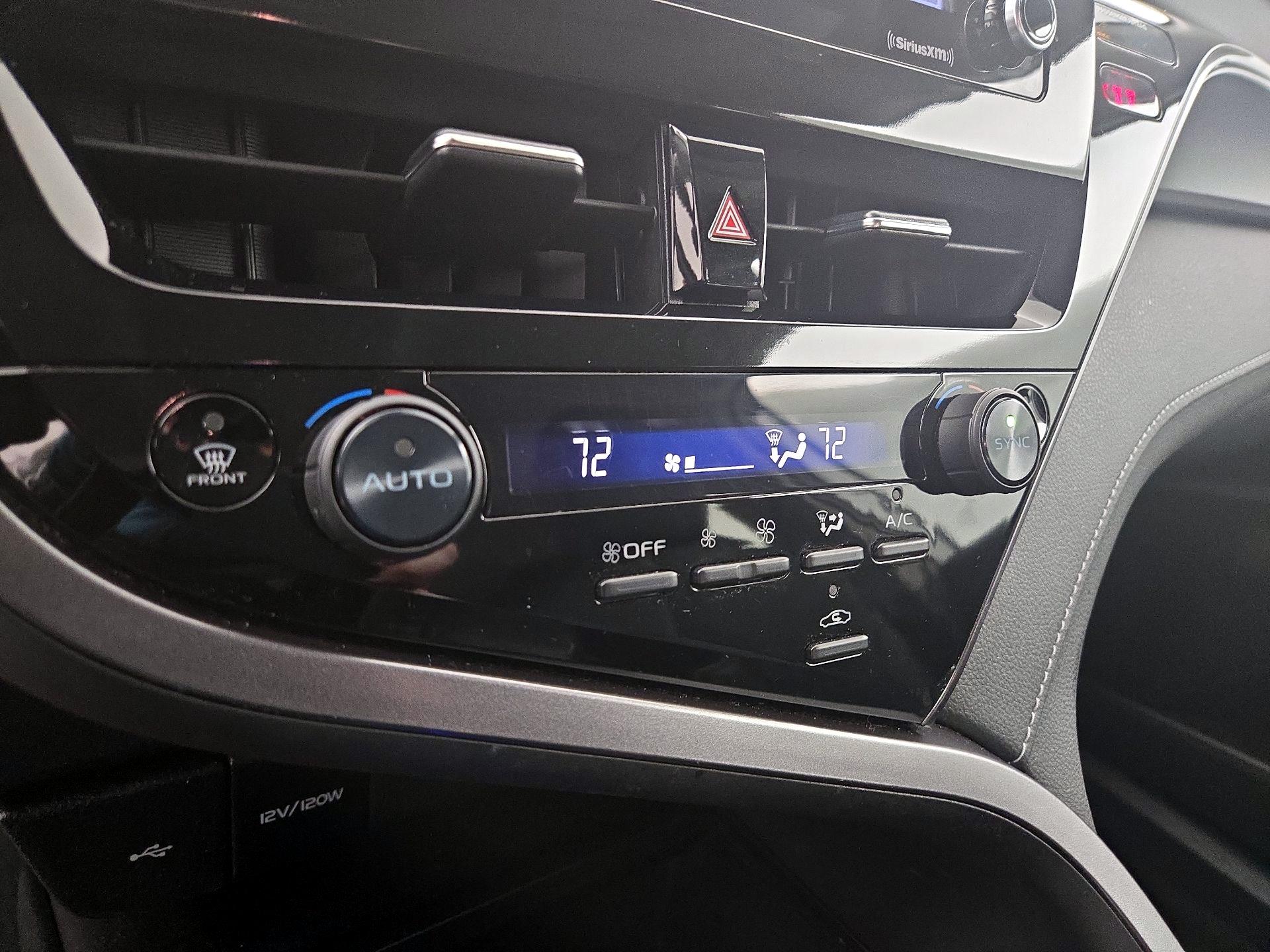 Thumbnail: 2023 Toyota Camry - 16