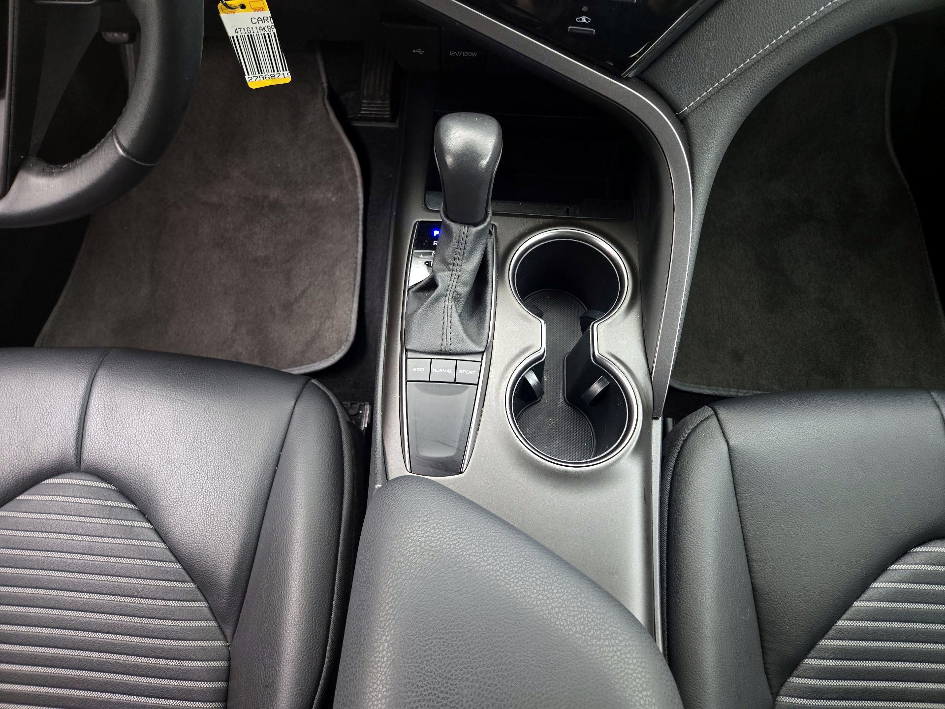 Thumbnail: 2023 Toyota Camry - 17