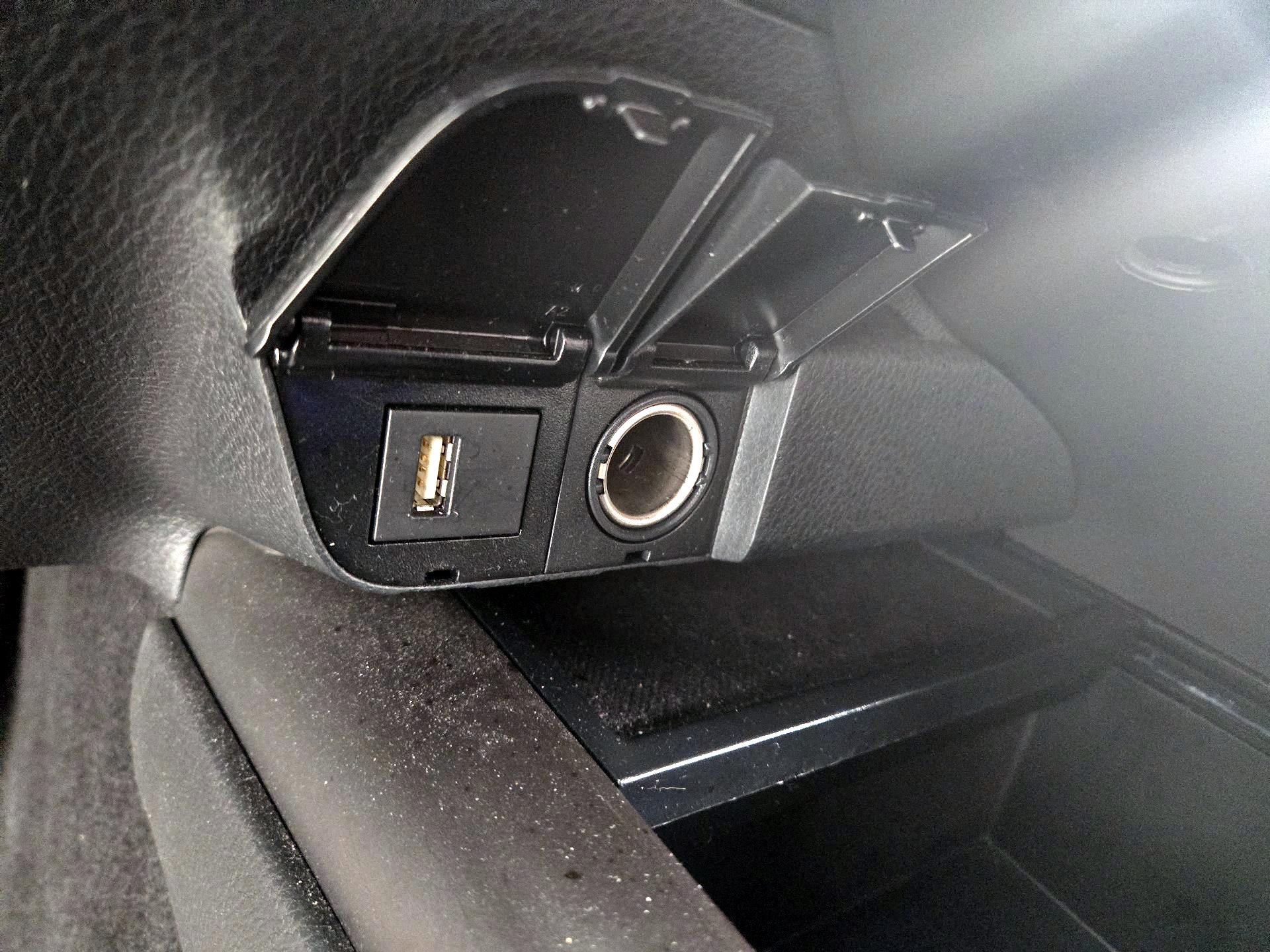 Thumbnail: 2023 Toyota Camry - 18