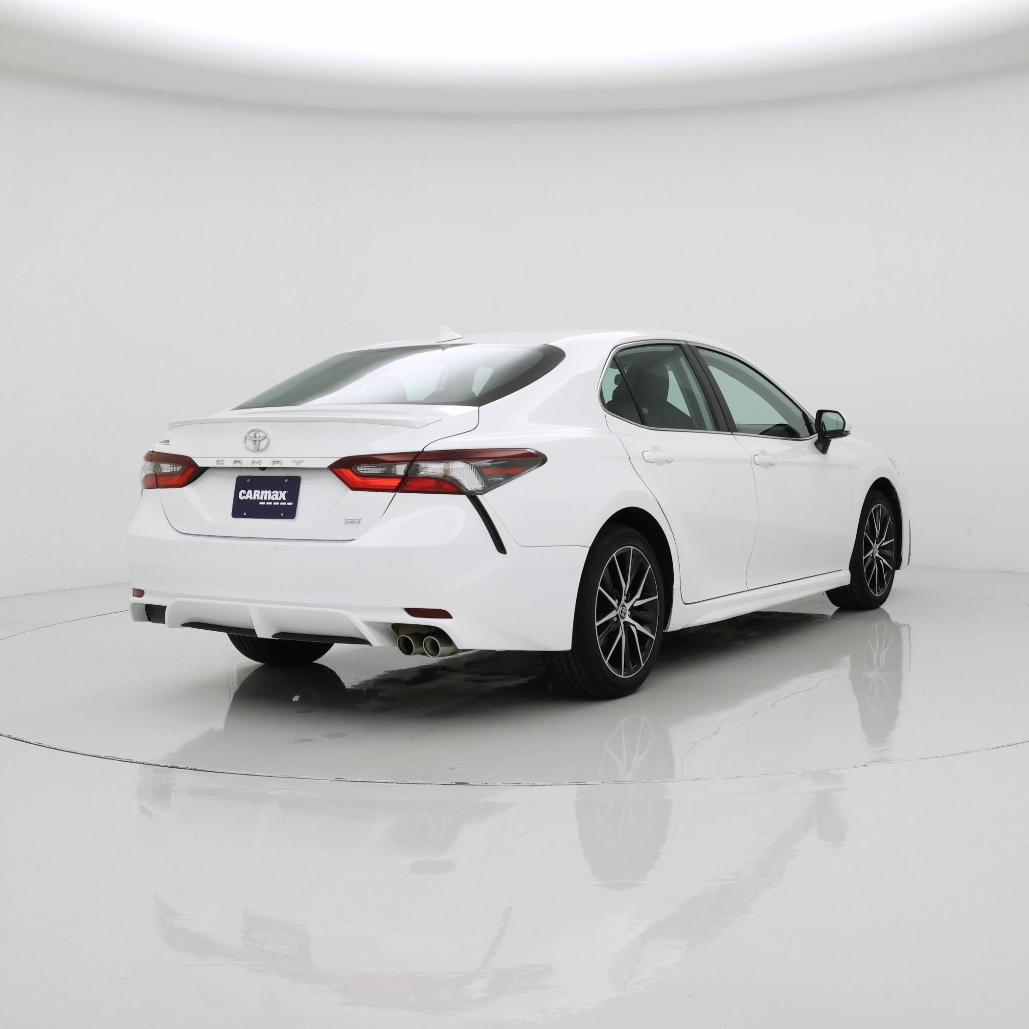 Thumbnail: 2023 Toyota Camry - 8