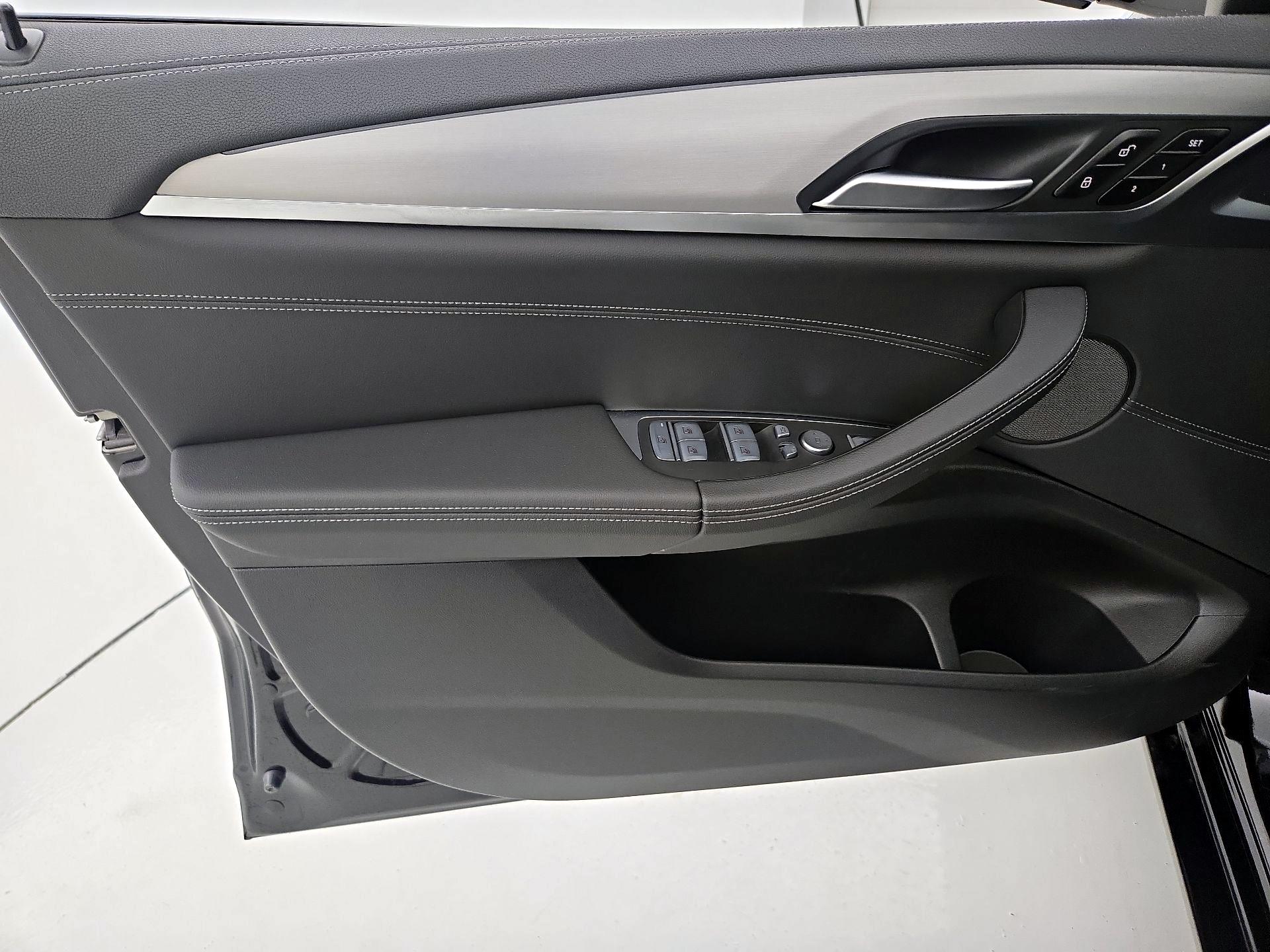 Thumbnail: 2022 BMW X3 - 12