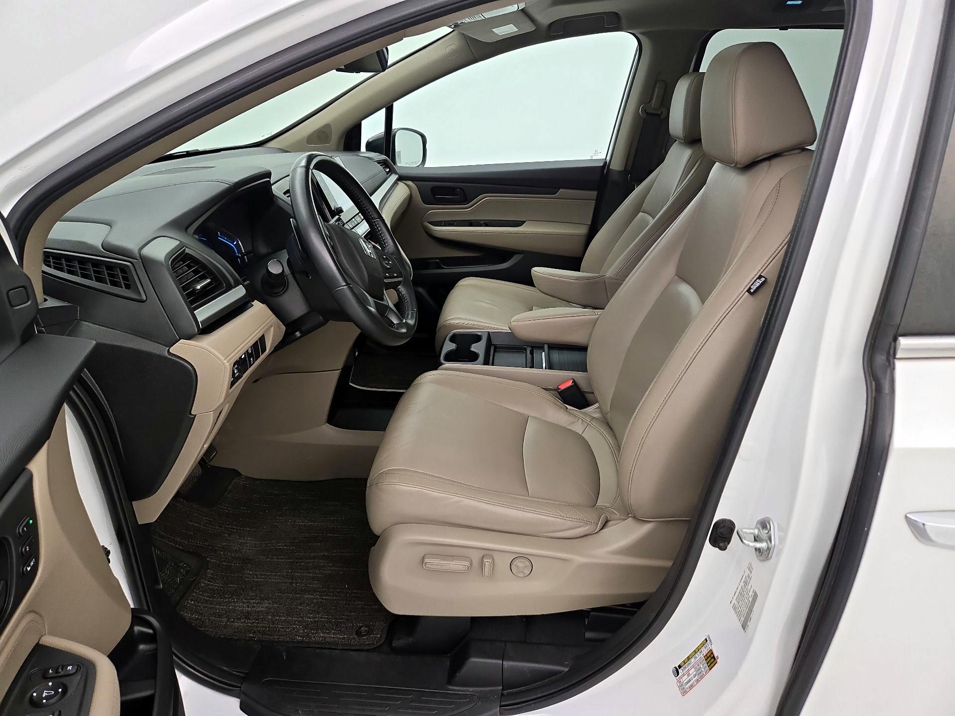 Thumbnail: 2021 Honda Odyssey - 11
