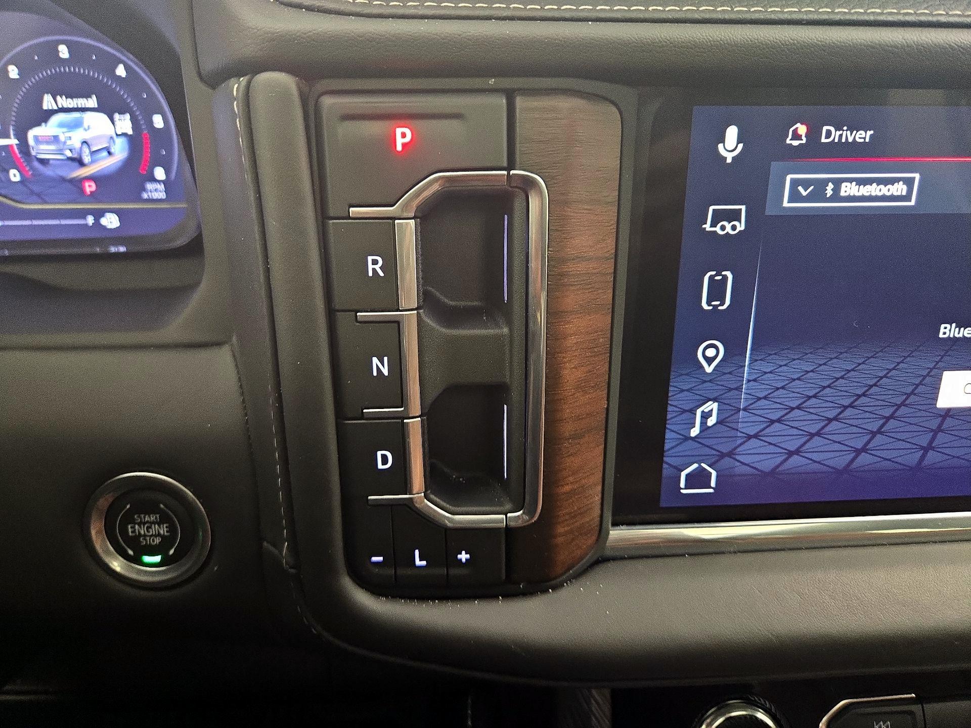 Thumbnail: 2023 GMC Yukon - 18