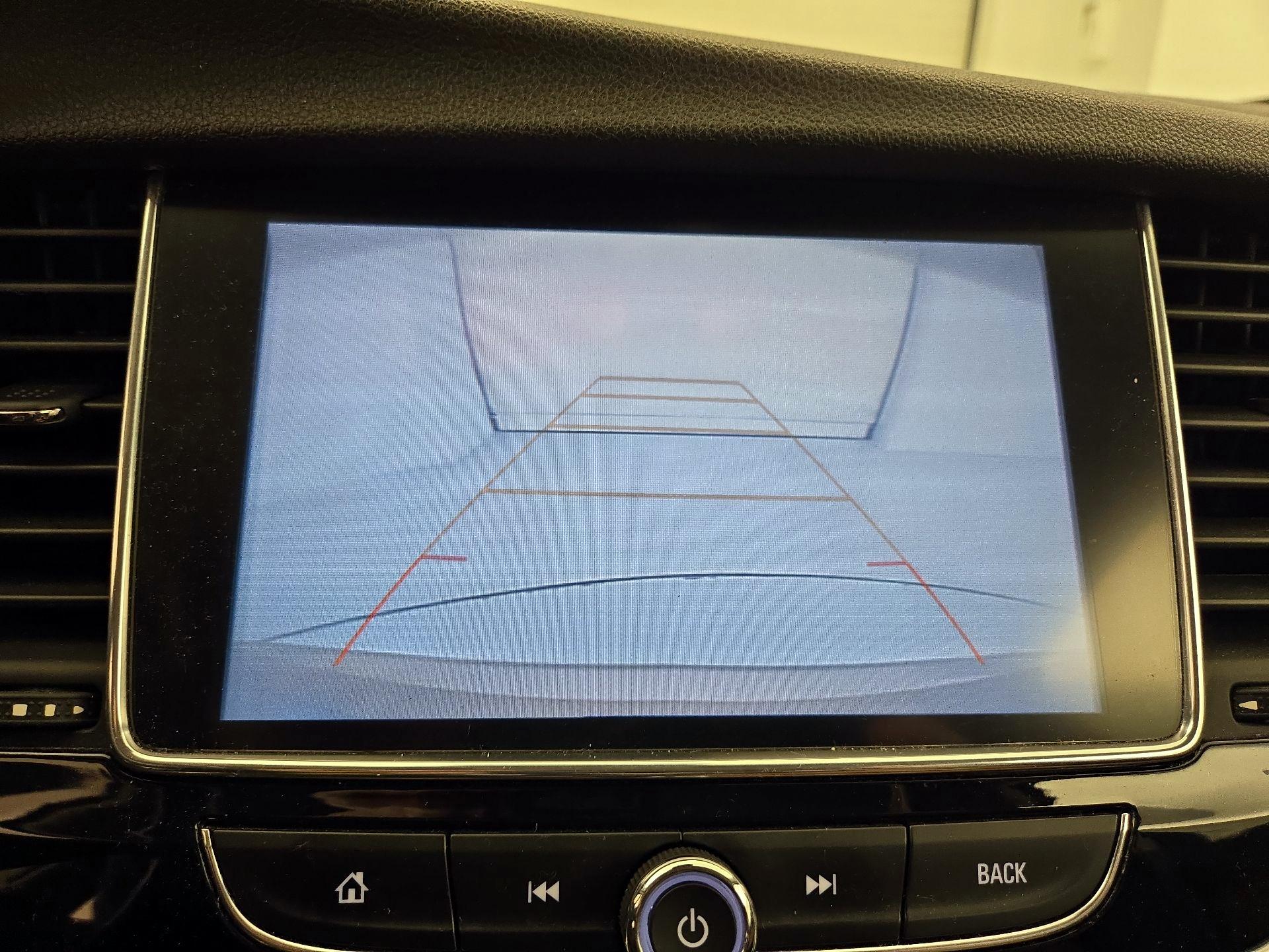 Thumbnail: 2018 Buick Encore - 15