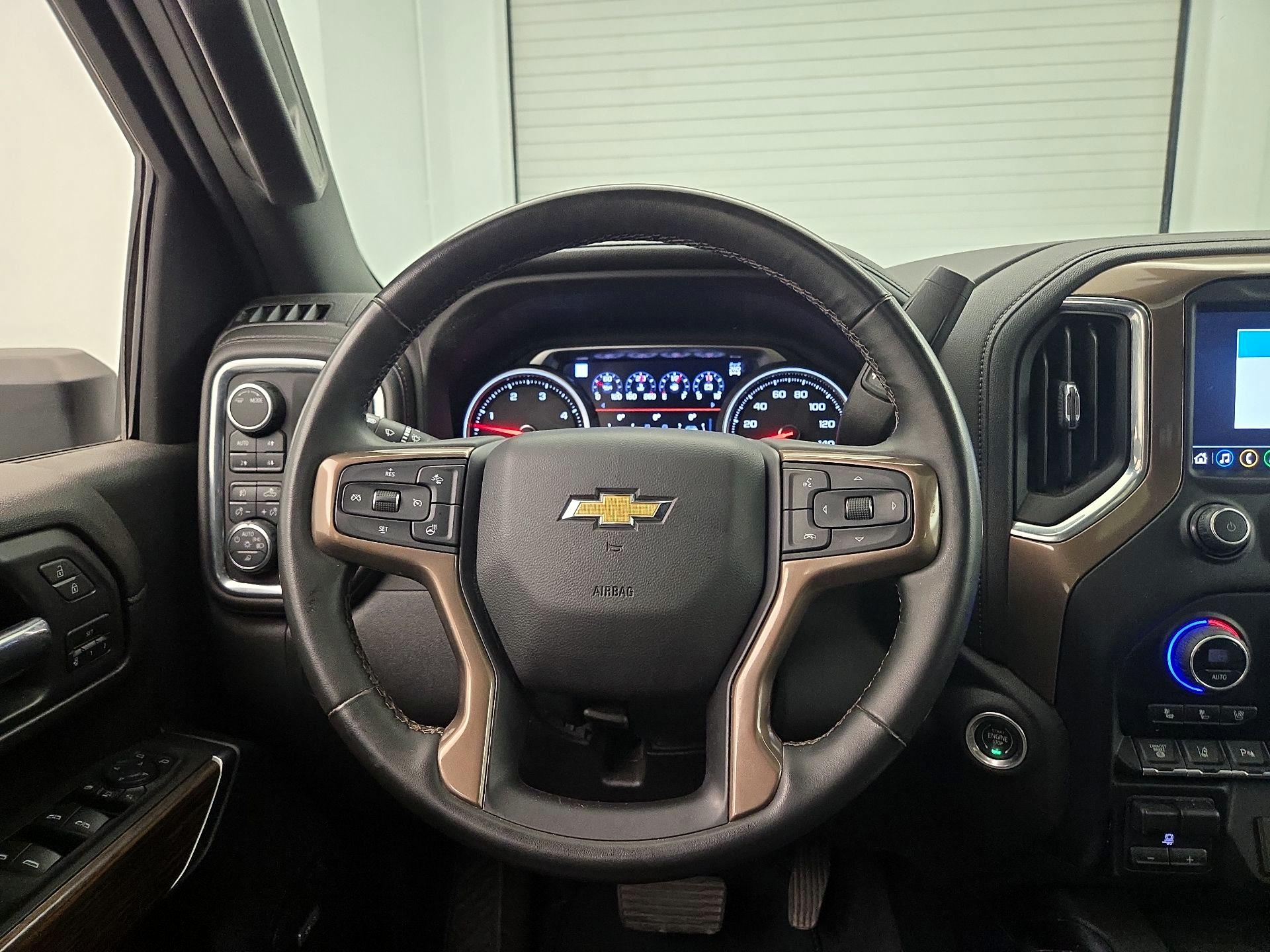 Thumbnail: 2023 Chevrolet Silverado 3500 - 10