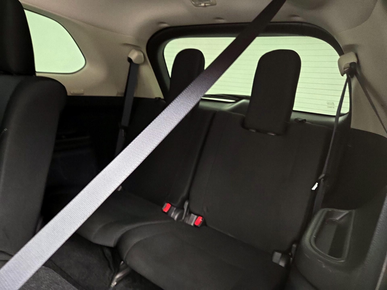 2020 Mitsubishi Outlander ES - Photo 21