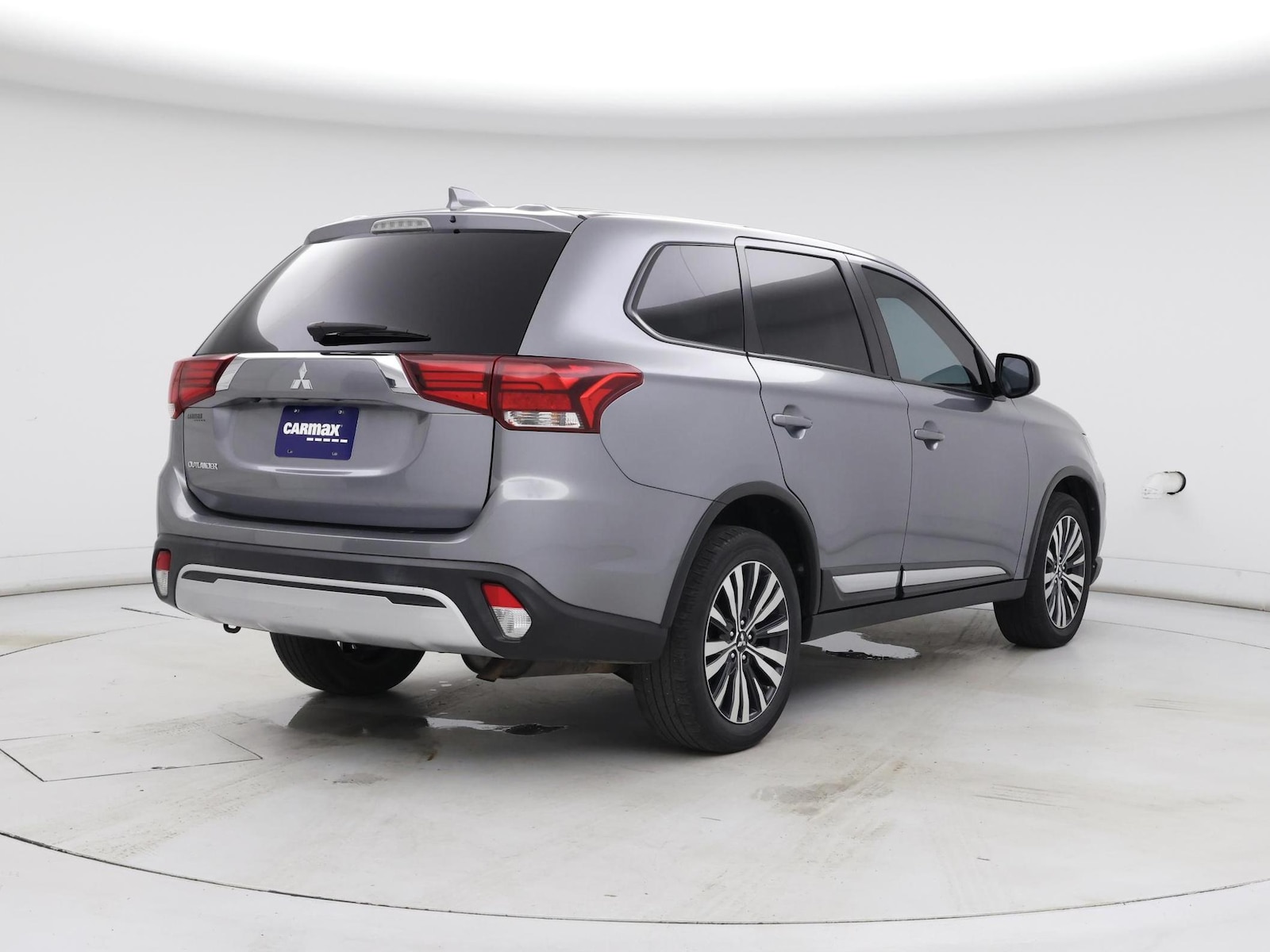 2020 Mitsubishi Outlander ES - Photo 9