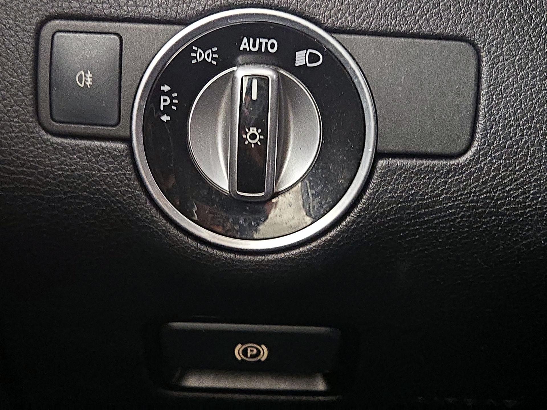 Thumbnail: 2016 Mercedes-Benz GLE - 13