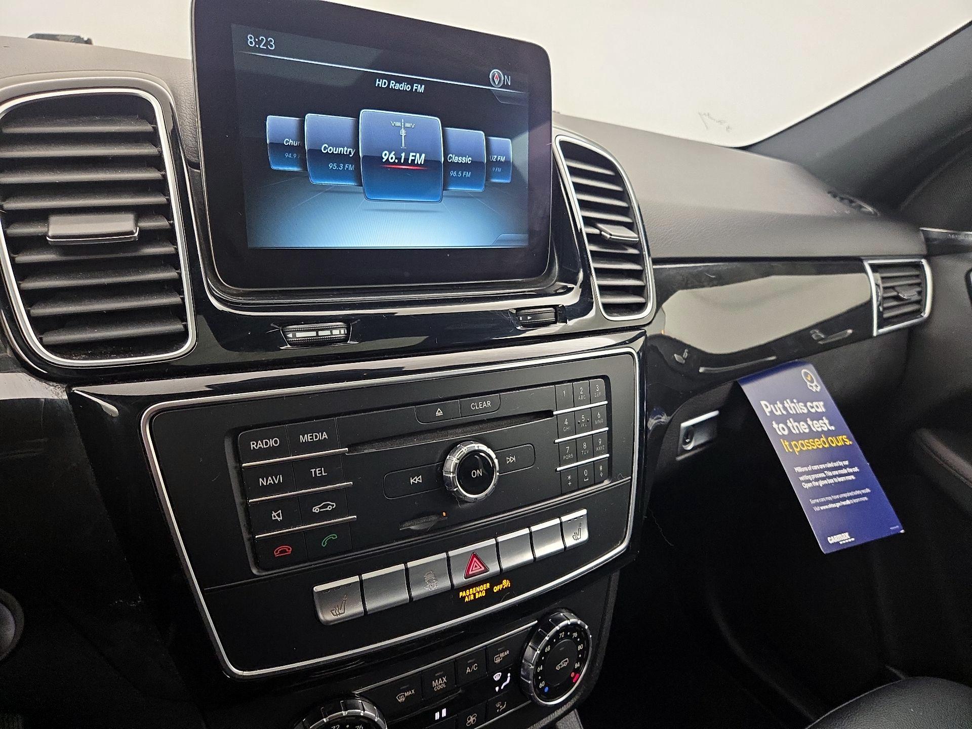 Thumbnail: 2016 Mercedes-Benz GLE - 16