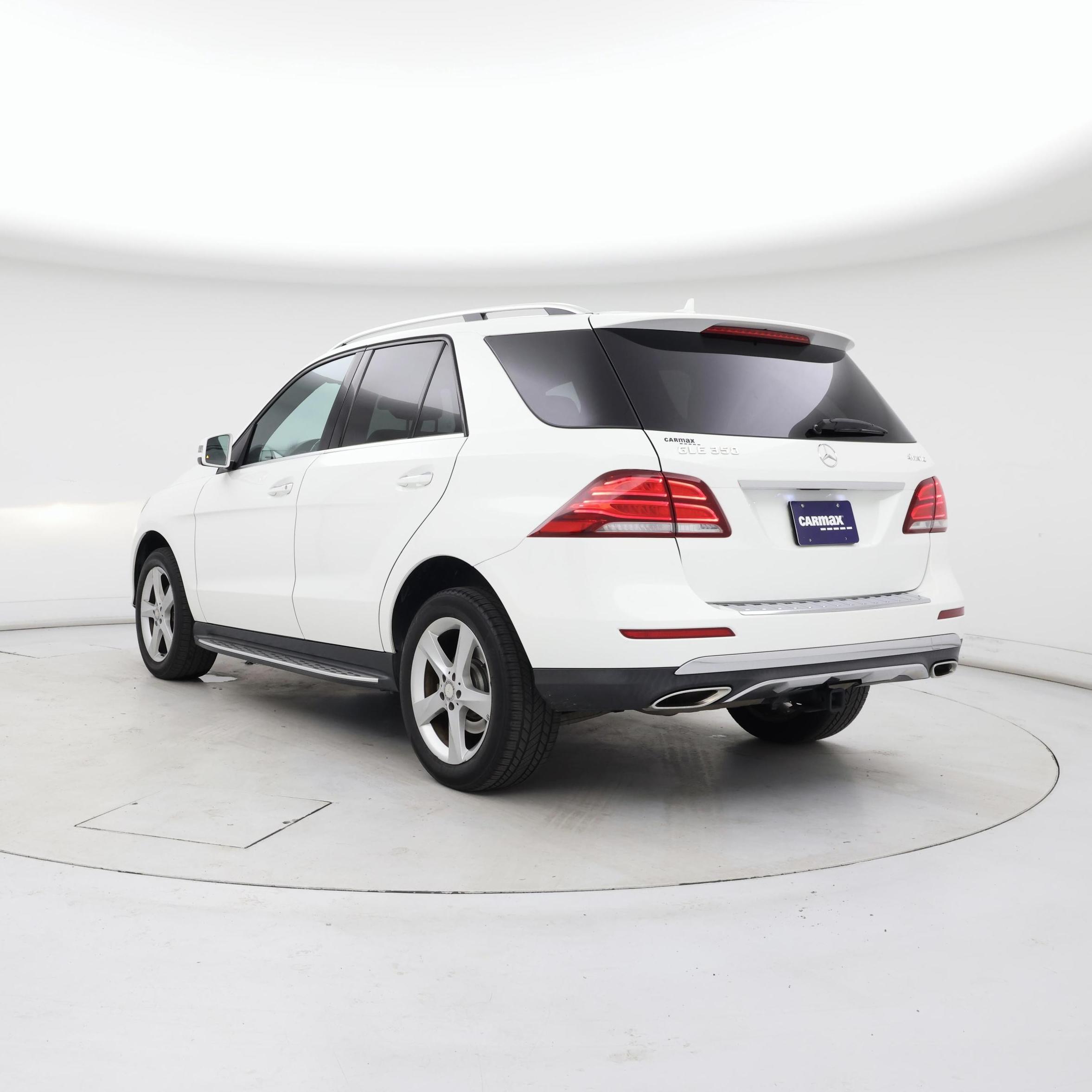 Thumbnail: 2016 Mercedes-Benz GLE - 2