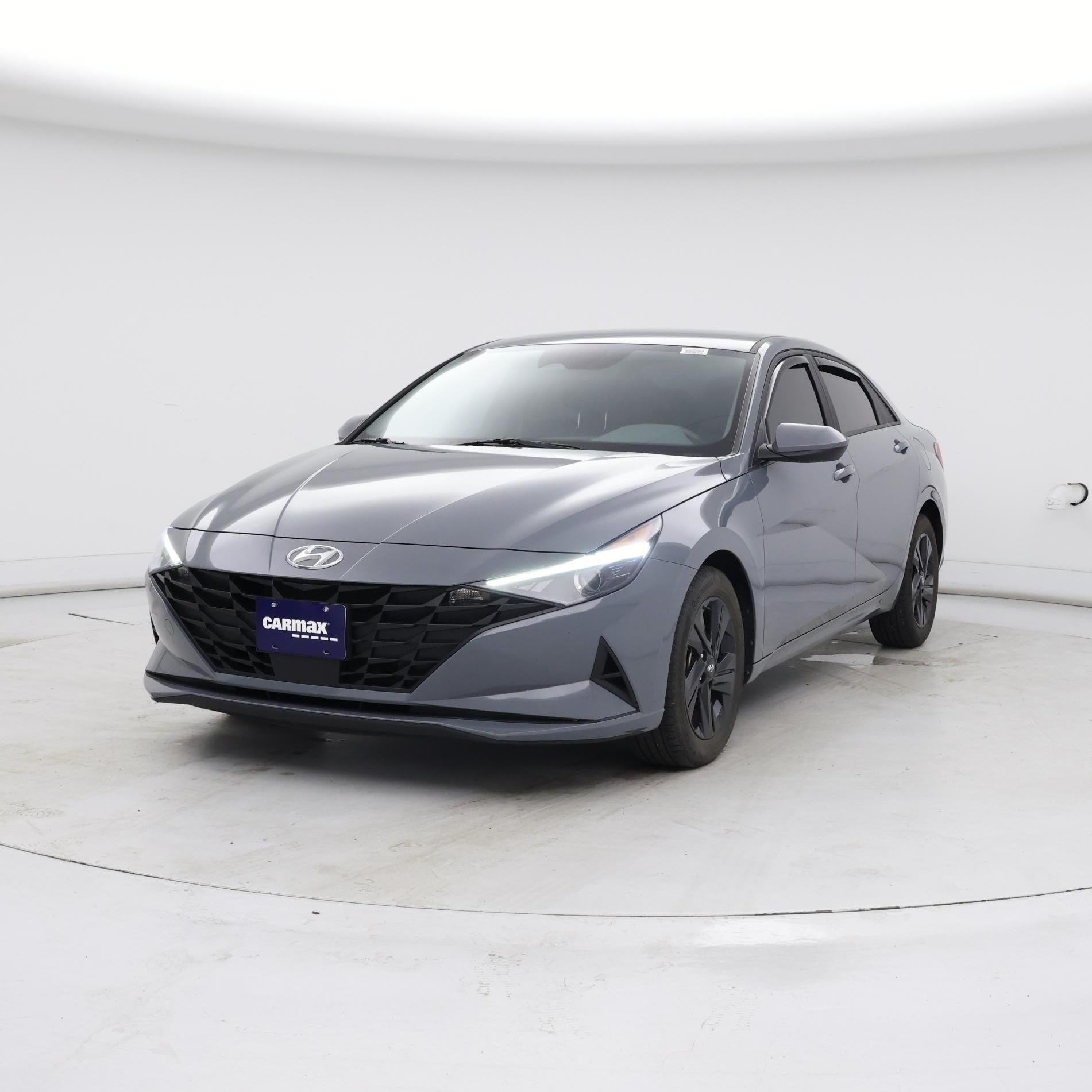 Thumbnail: 2022 Hyundai Elantra - 4