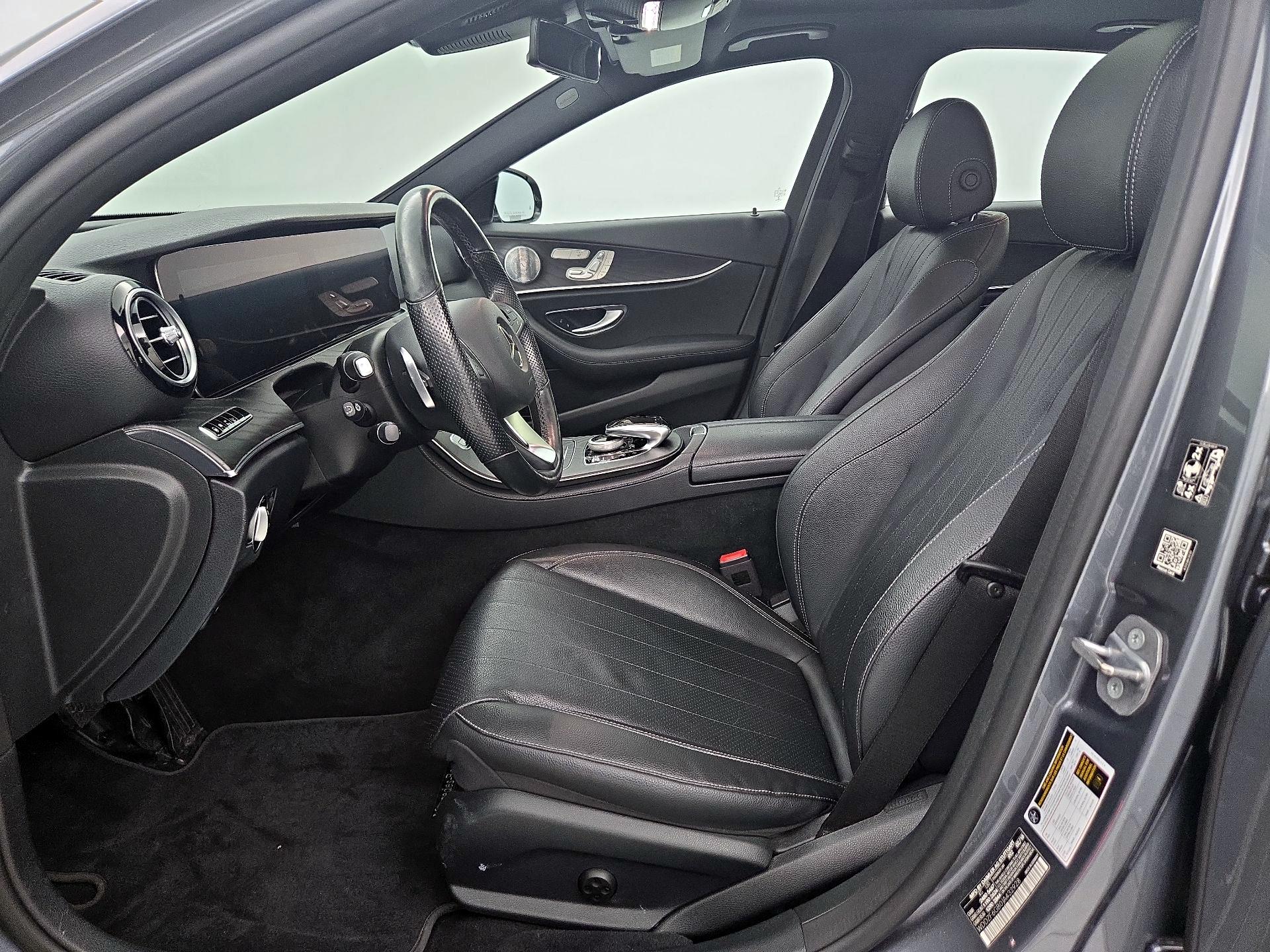 Thumbnail: 2018 Mercedes-Benz E-Class - 11