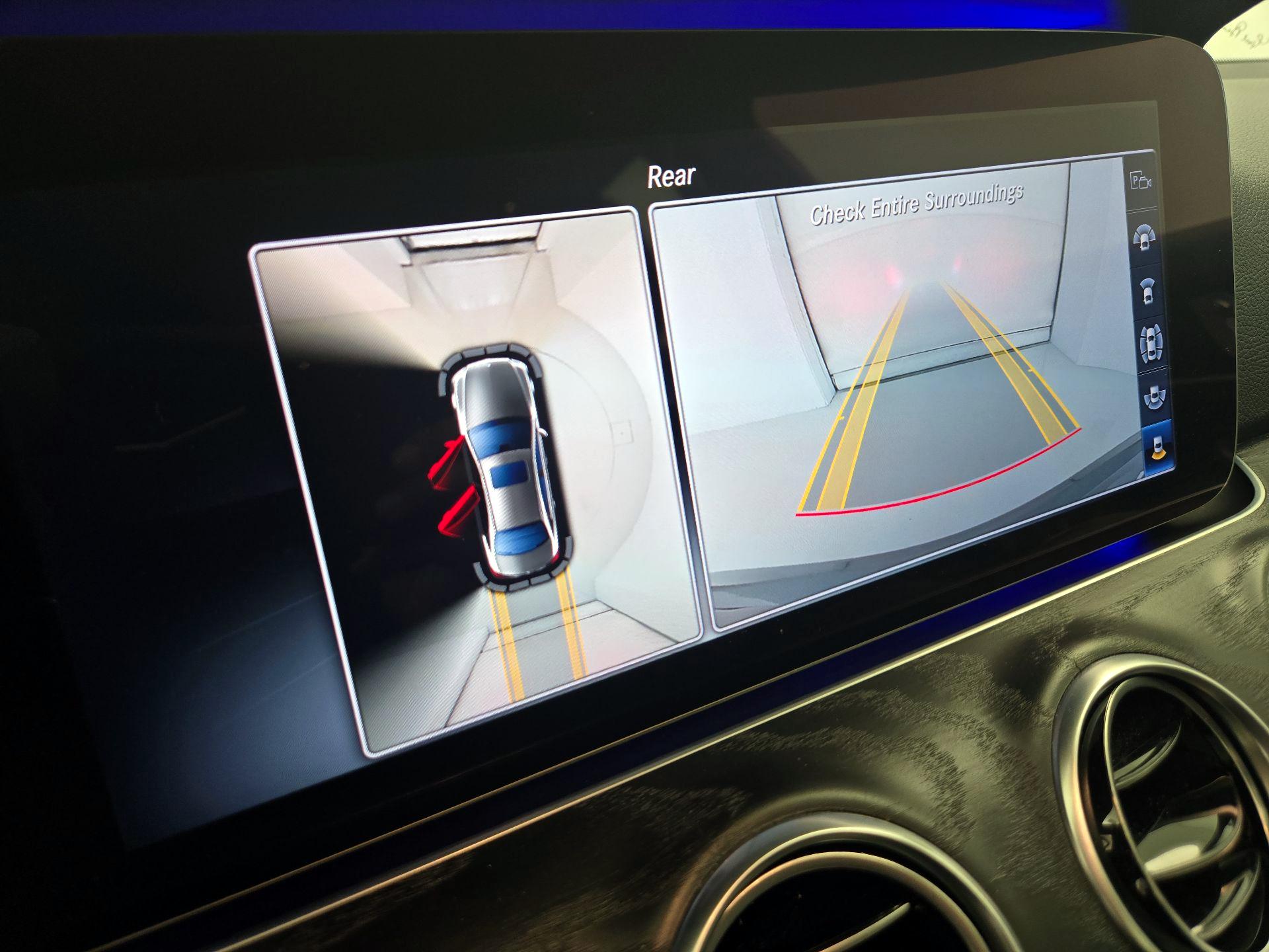 Thumbnail: 2018 Mercedes-Benz E-Class - 15