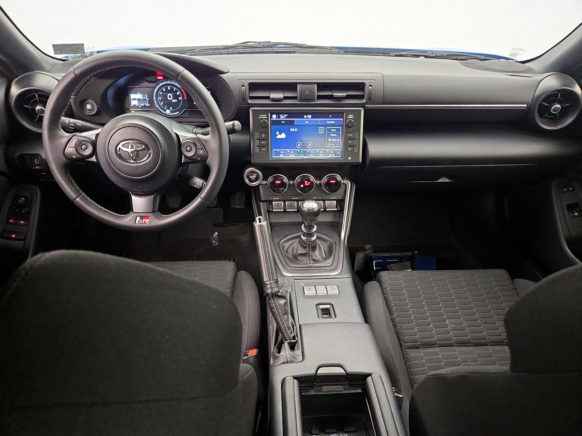 Thumbnail: 2024 Toyota GR86 - 9