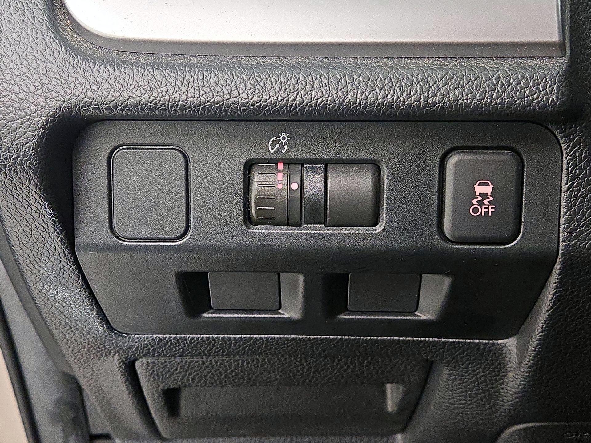 Thumbnail: 2015 Subaru Forester - 13