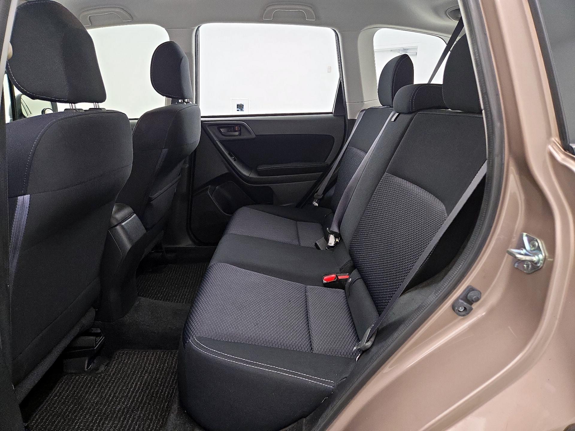 Thumbnail: 2015 Subaru Forester - 19