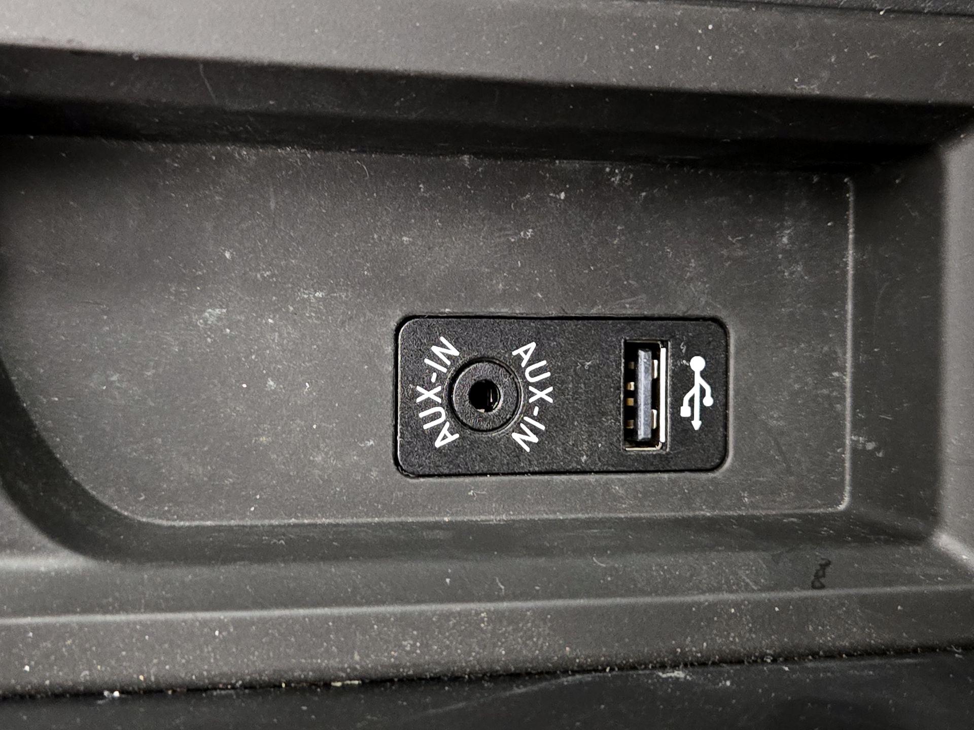 Thumbnail: 2016 BMW M2 - 19