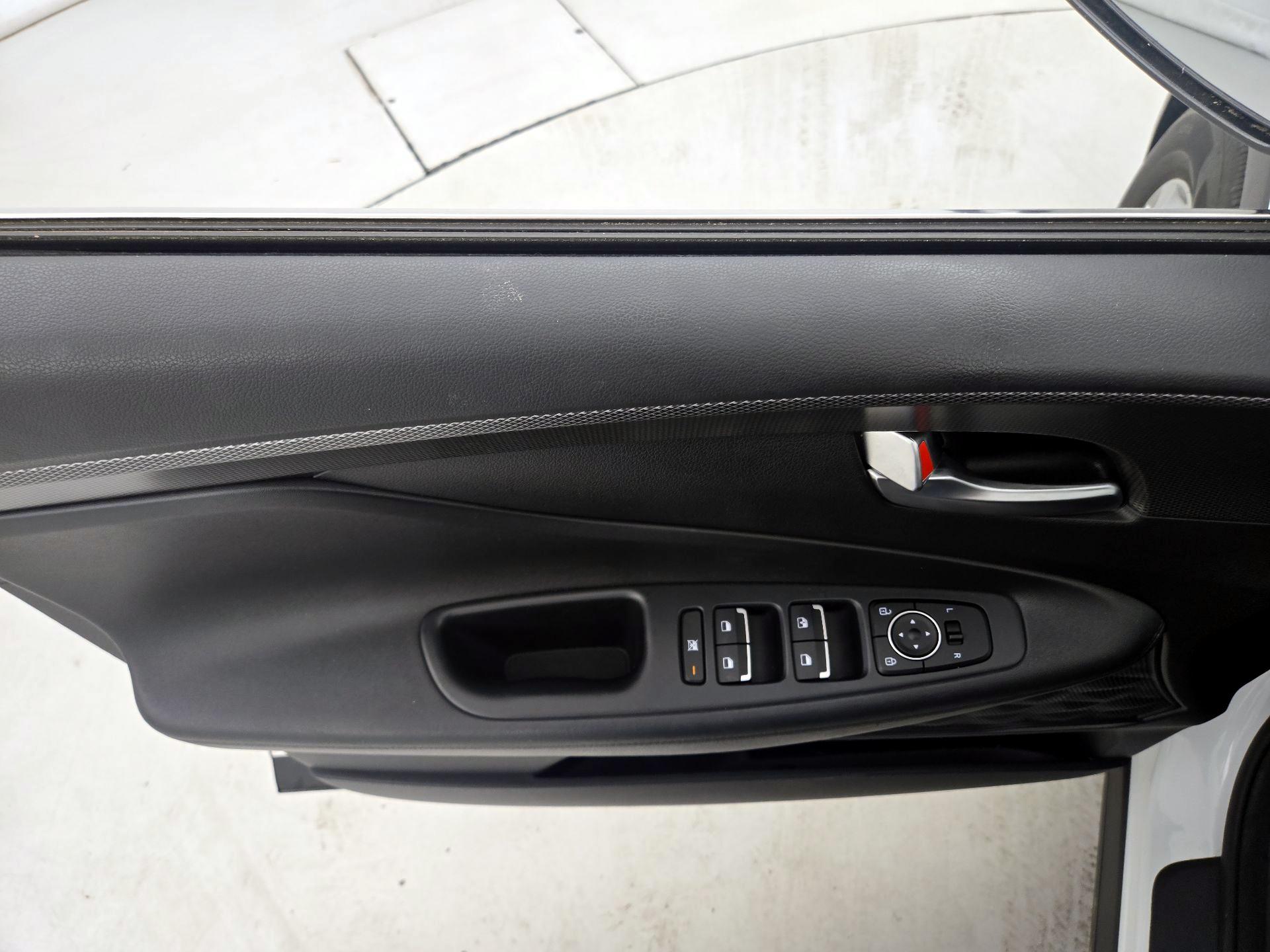 Thumbnail: 2020 Hyundai Santa Fe - 12