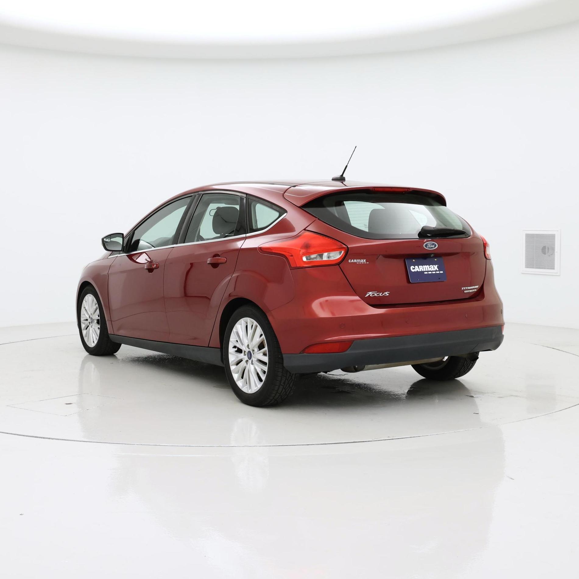 Thumbnail: 2015 Ford Focus - 2