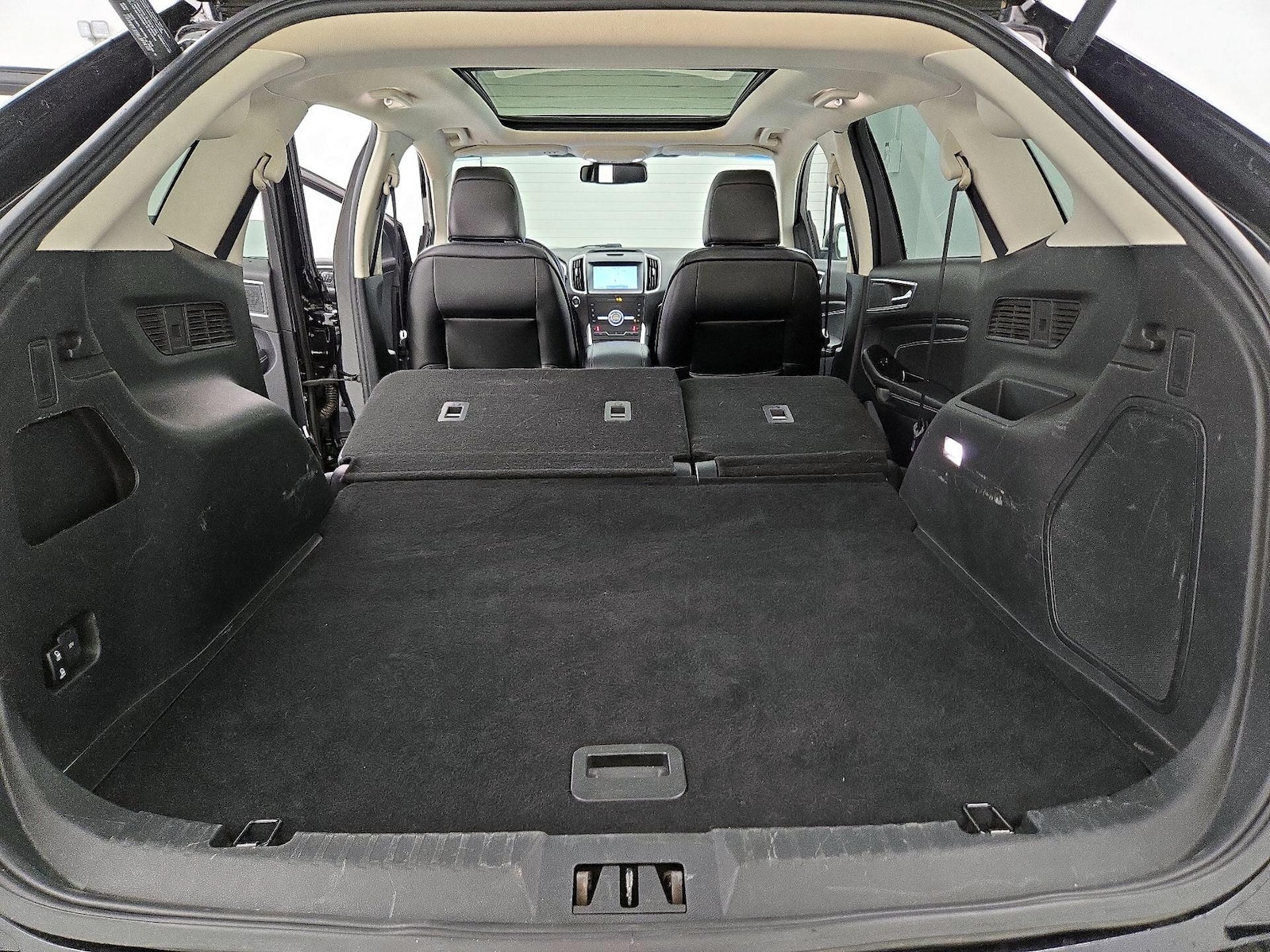 2020 Ford Edge Titanium - Photo 24