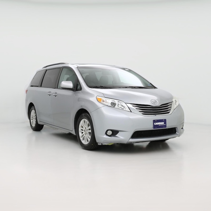 2017 Toyota Sienna XLE