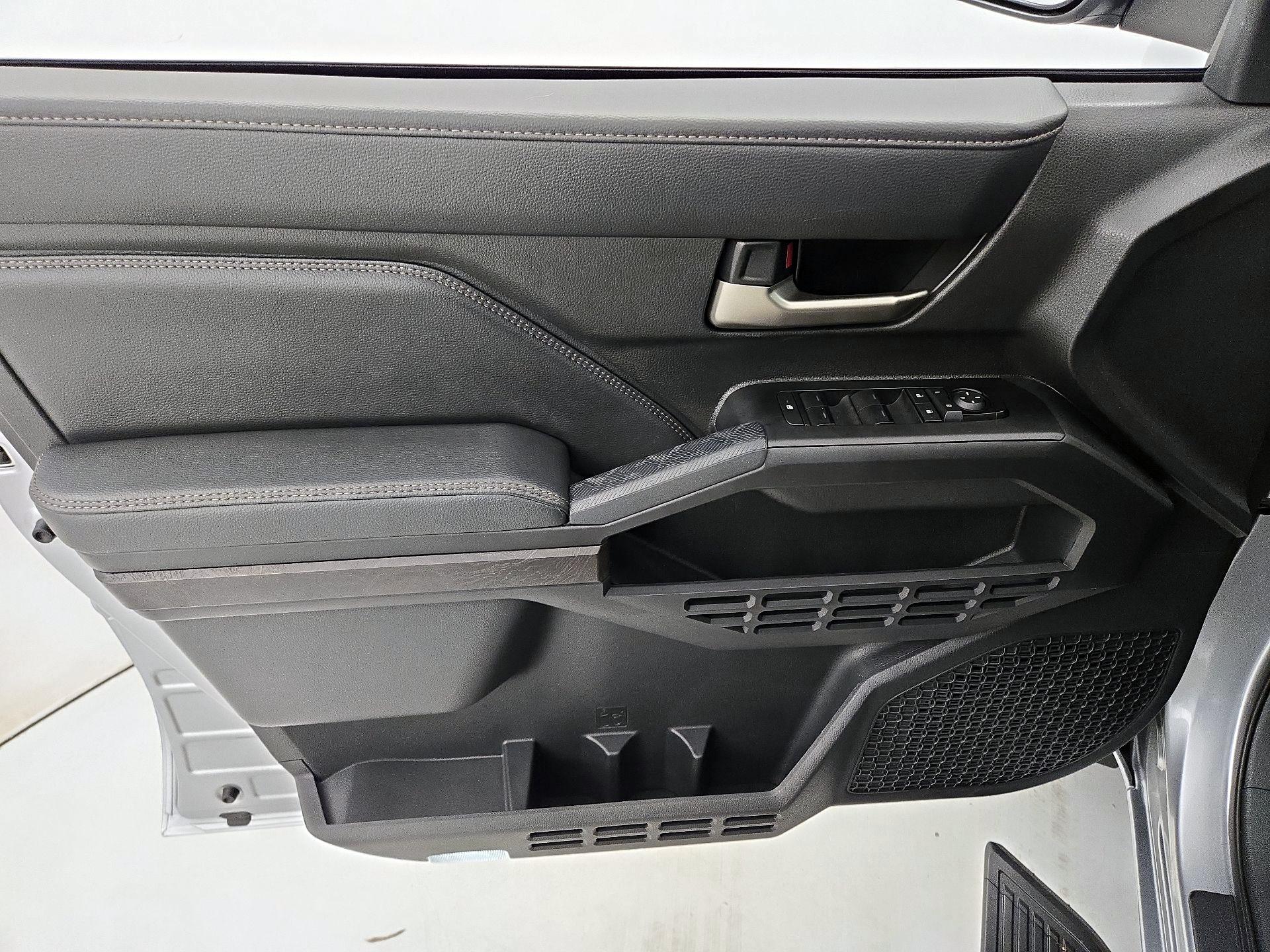 Thumbnail: 2025 Toyota Tacoma - 12