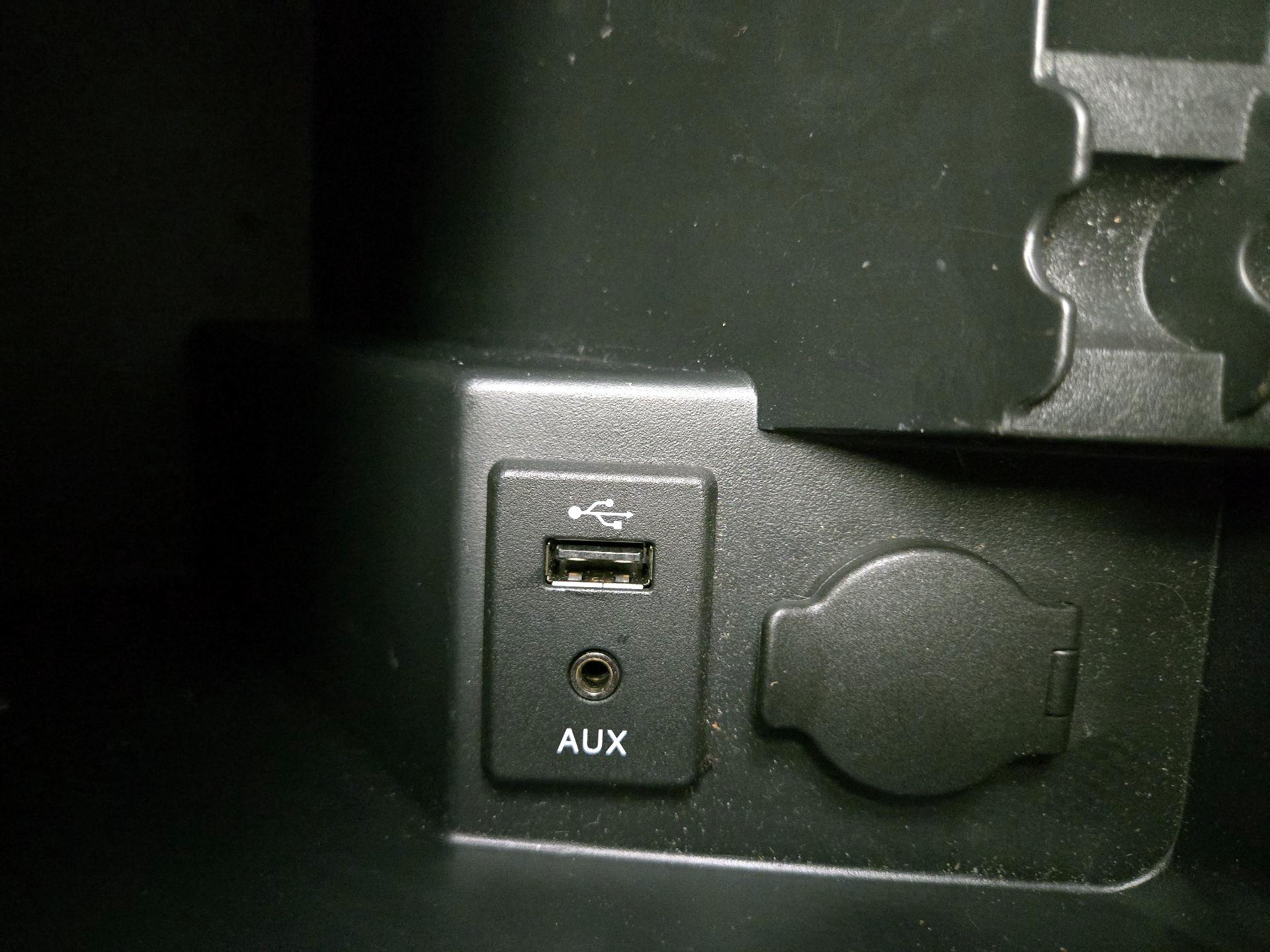 Thumbnail: 2016 Nissan Frontier - 17