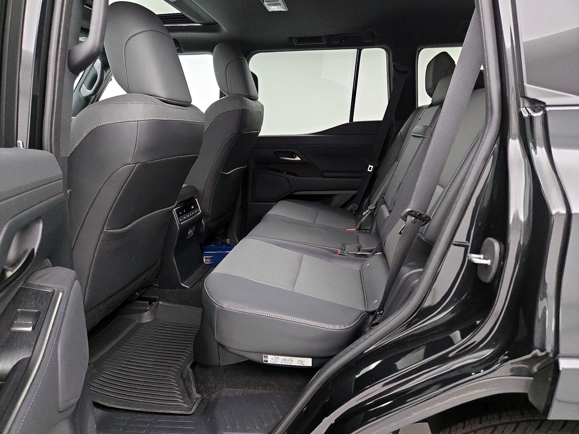 Thumbnail: 2024 Lexus GX - 20