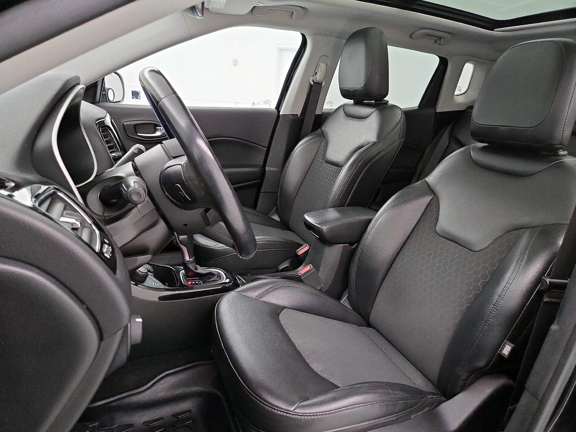 Thumbnail: 2019 Jeep Compass - 11