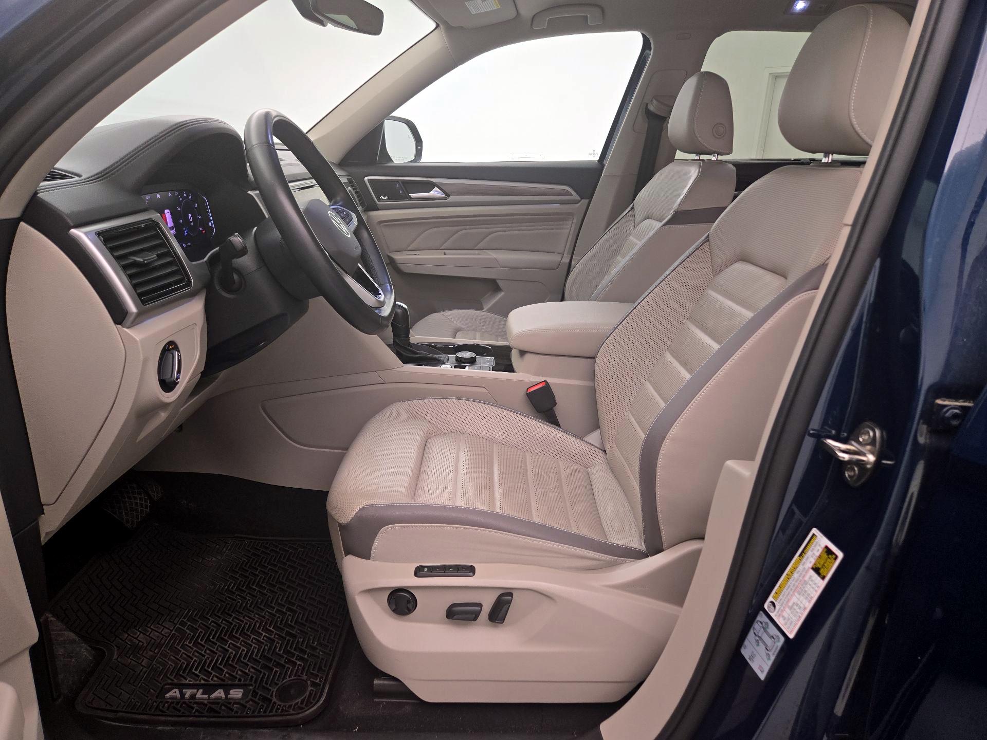 Thumbnail: 2021 Volkswagen Atlas - 11