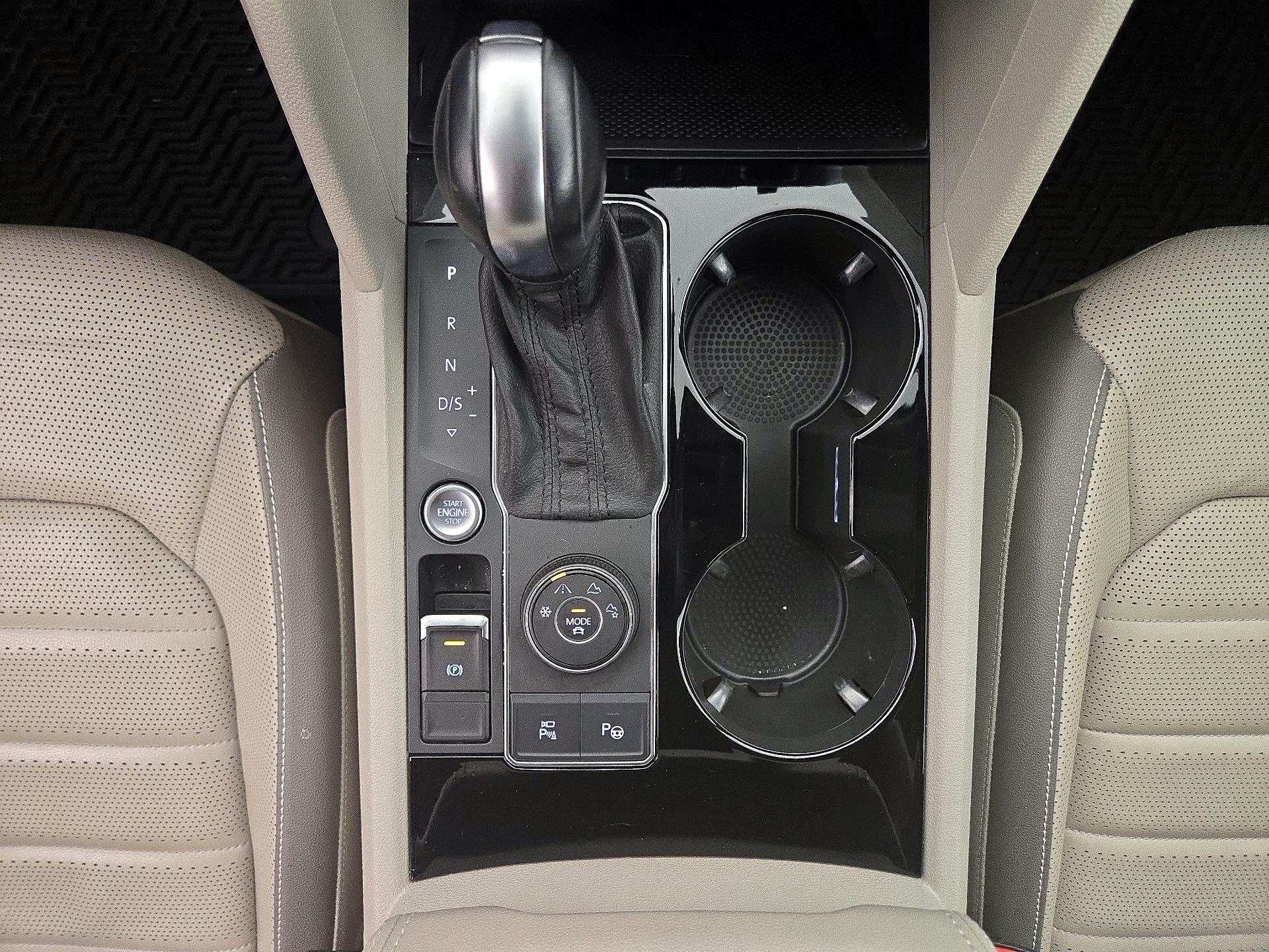 Thumbnail: 2021 Volkswagen Atlas - 18