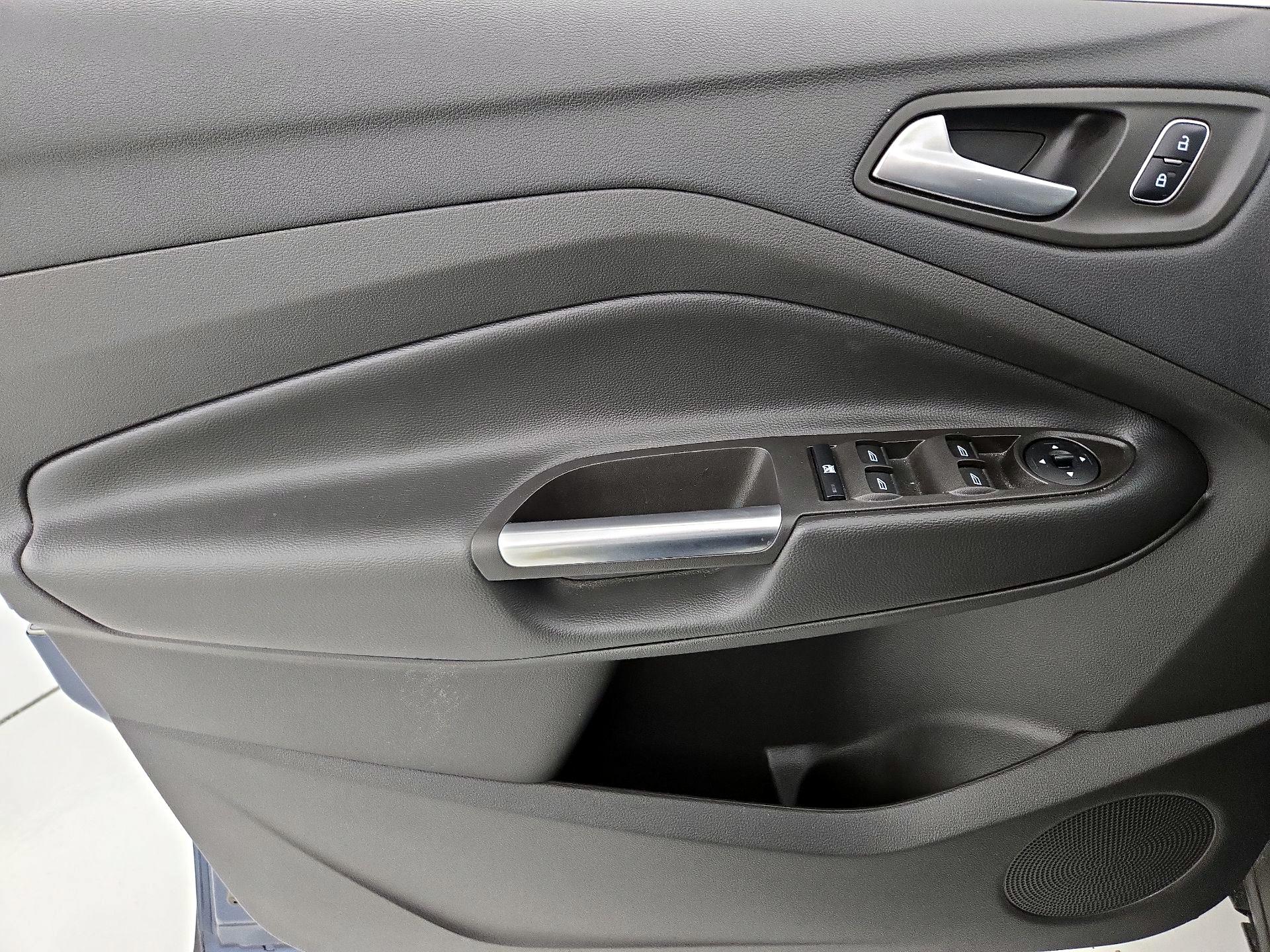 Thumbnail: 2018 Ford Escape - 12