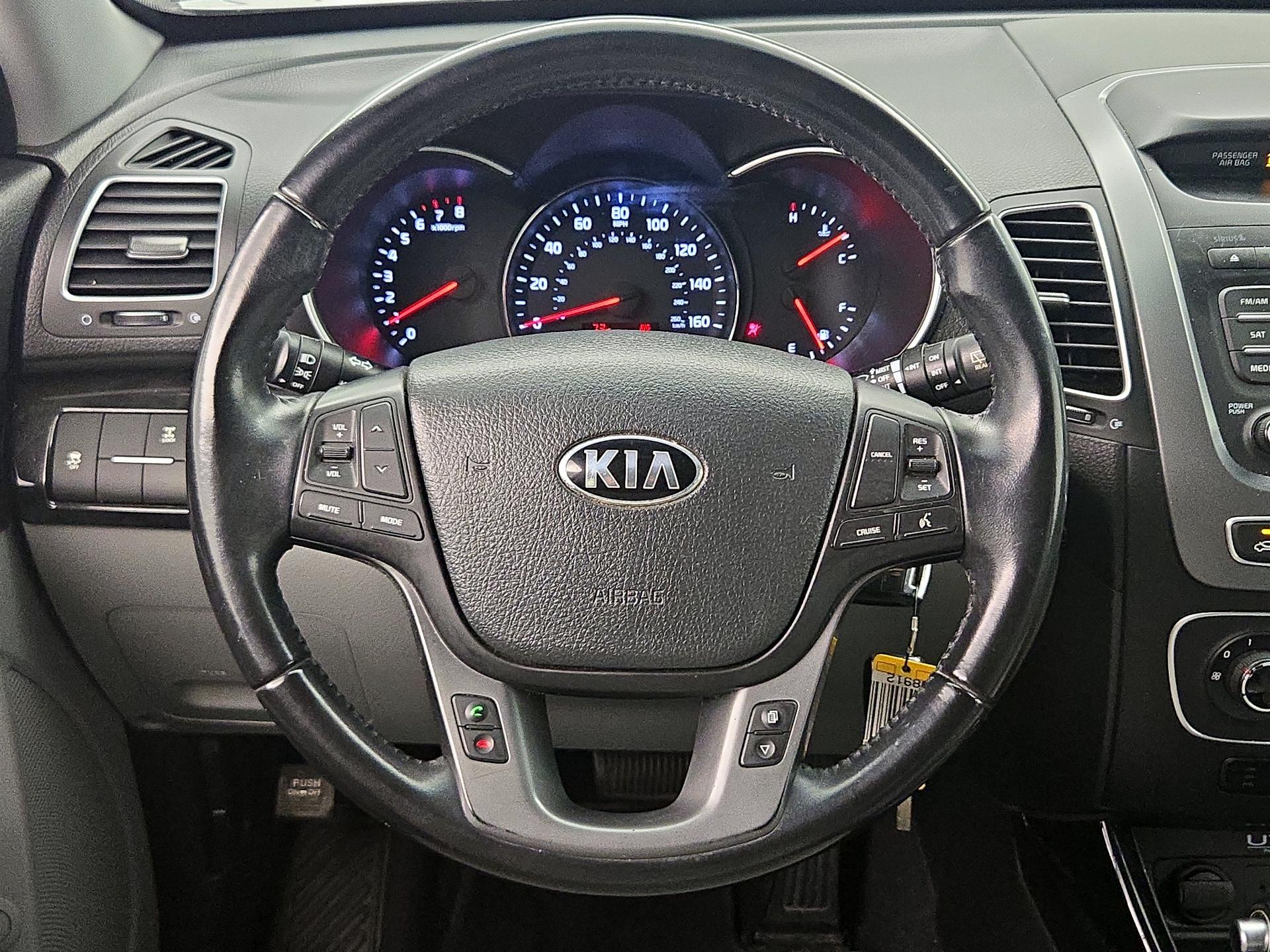 Thumbnail: 2014 Kia Sorento - 10