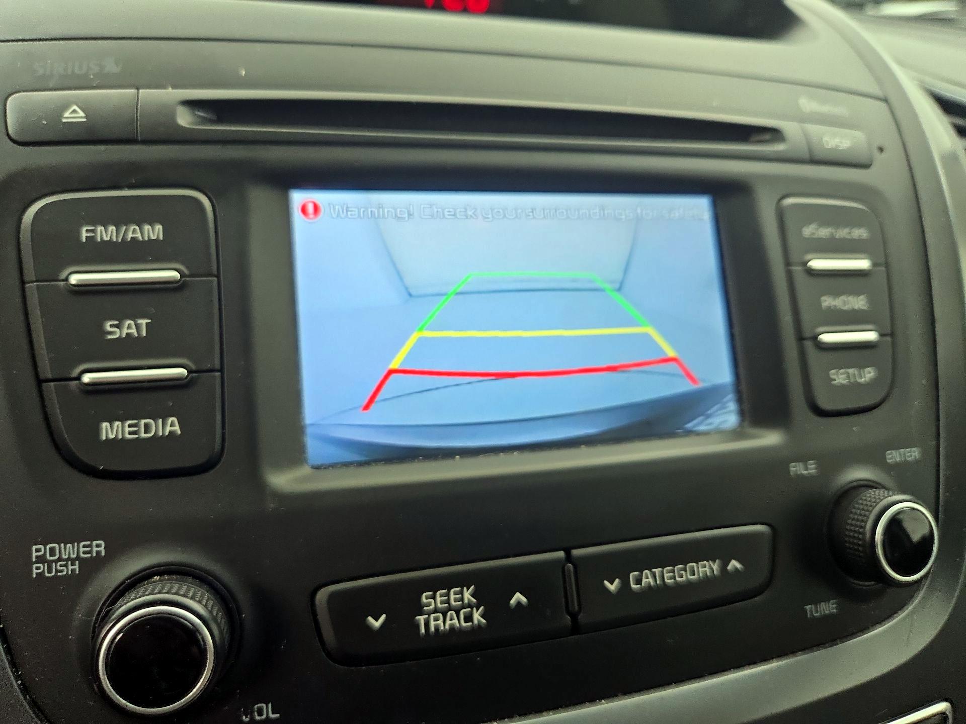 Thumbnail: 2014 Kia Sorento - 14