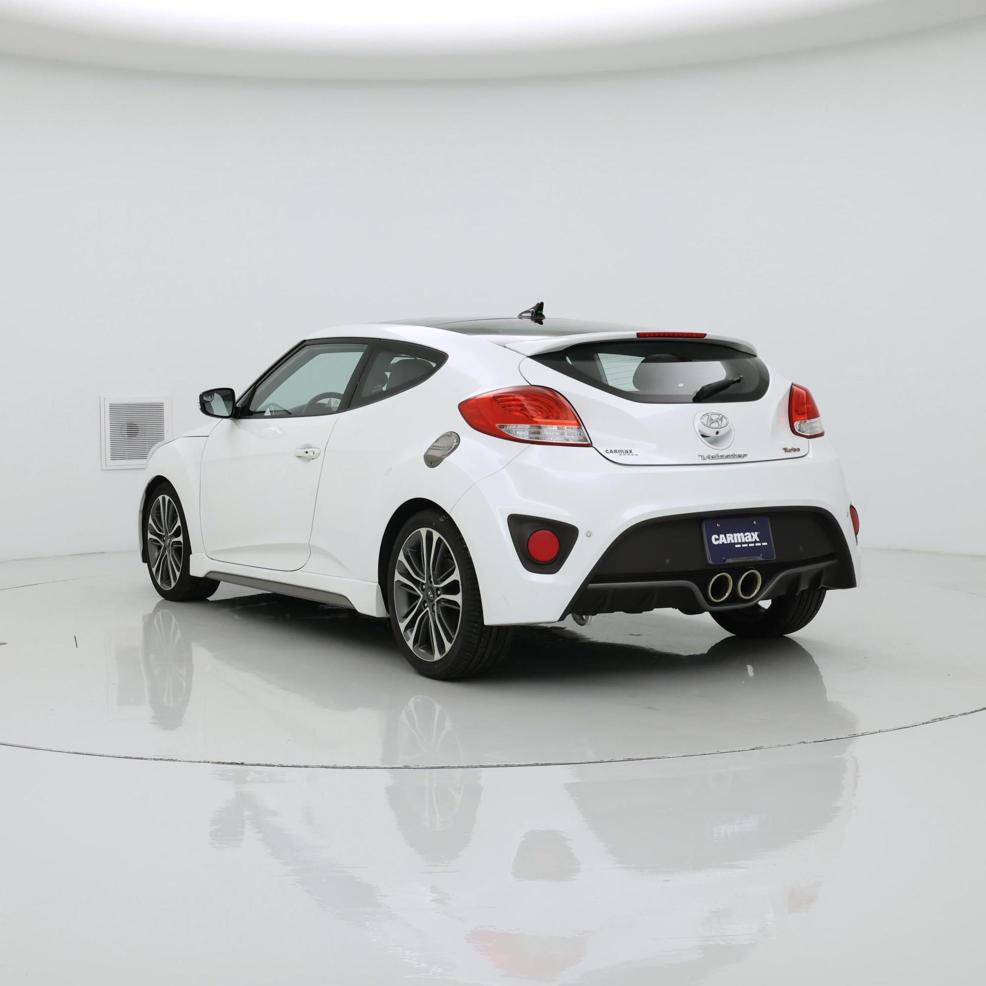 Thumbnail: 2016 Hyundai Veloster - 2