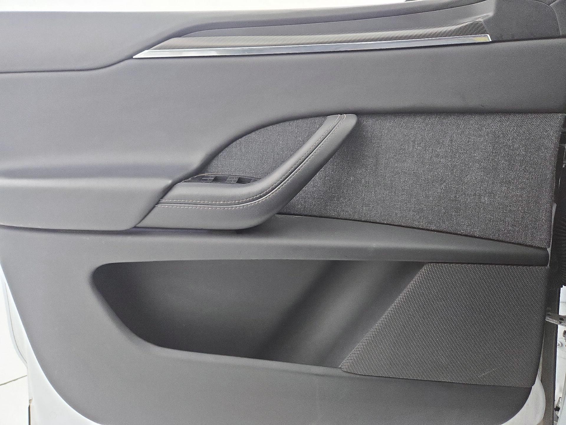 Thumbnail: 2022 Tesla Model X - 12