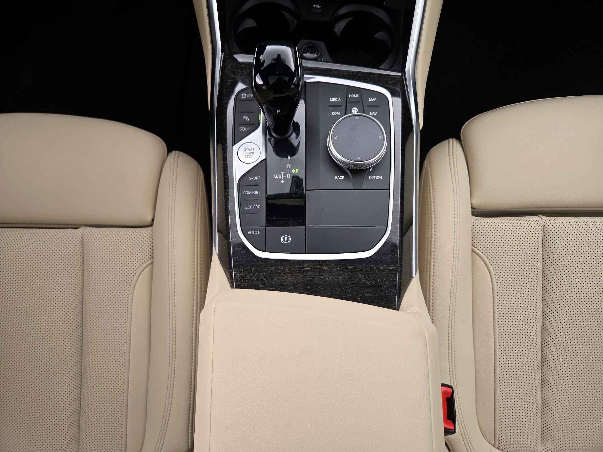 Thumbnail: 2022 BMW 3 Series - 18