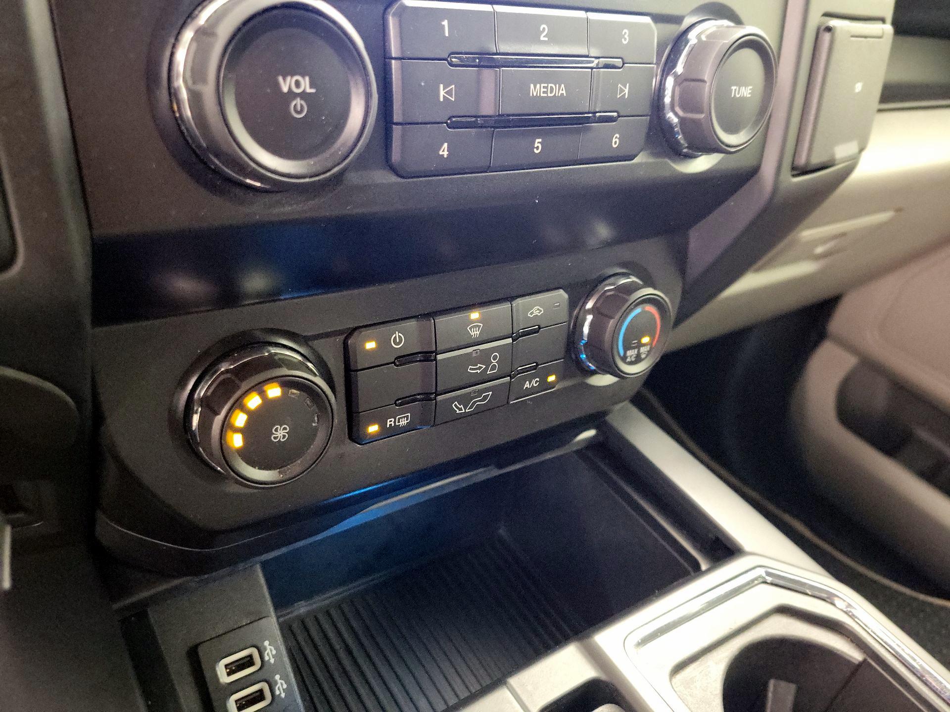 Thumbnail: 2019 Ford F-150 - 16