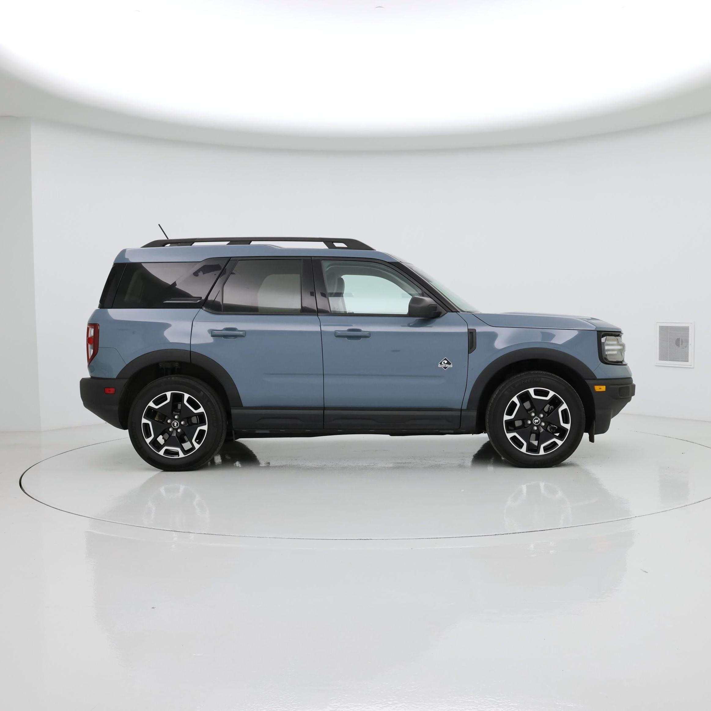 Thumbnail: 2023 Ford Bronco Sport - 7
