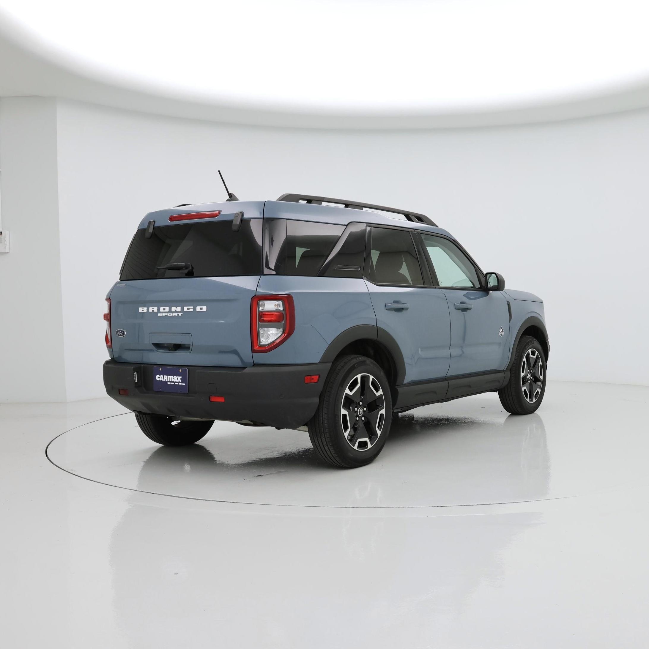Thumbnail: 2023 Ford Bronco Sport - 8