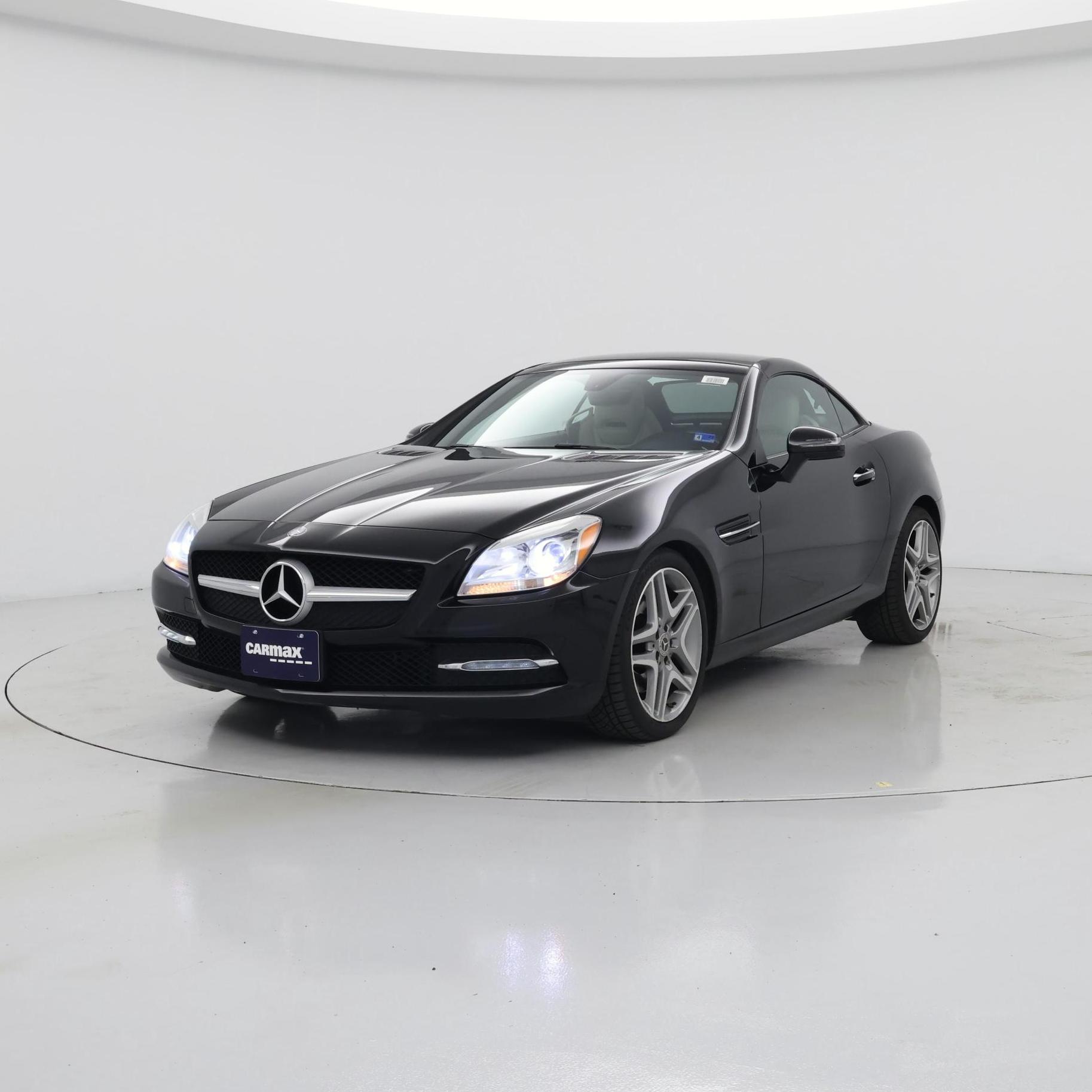 Thumbnail: 2016 Mercedes-Benz SLK - 4