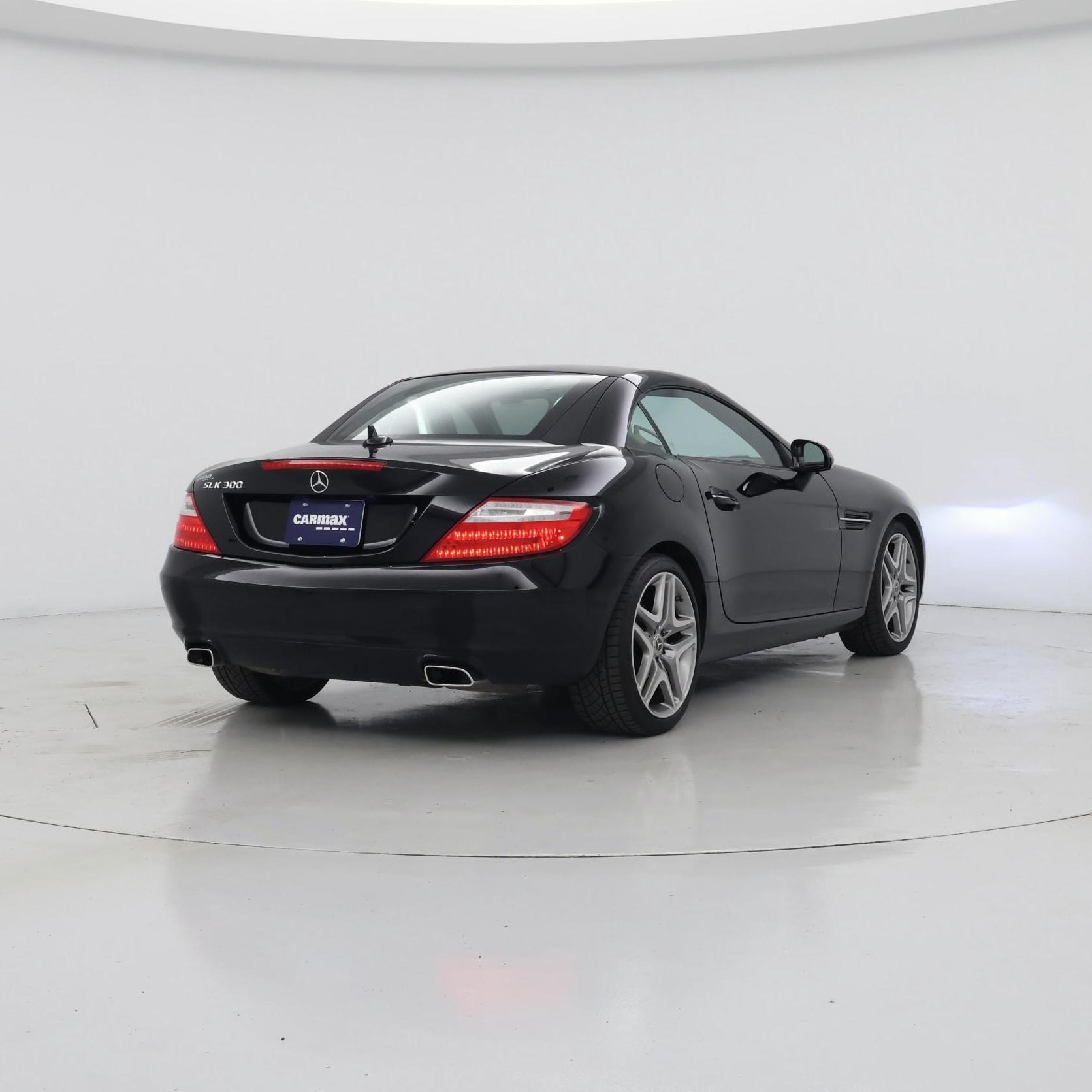 Thumbnail: 2016 Mercedes-Benz SLK - 8