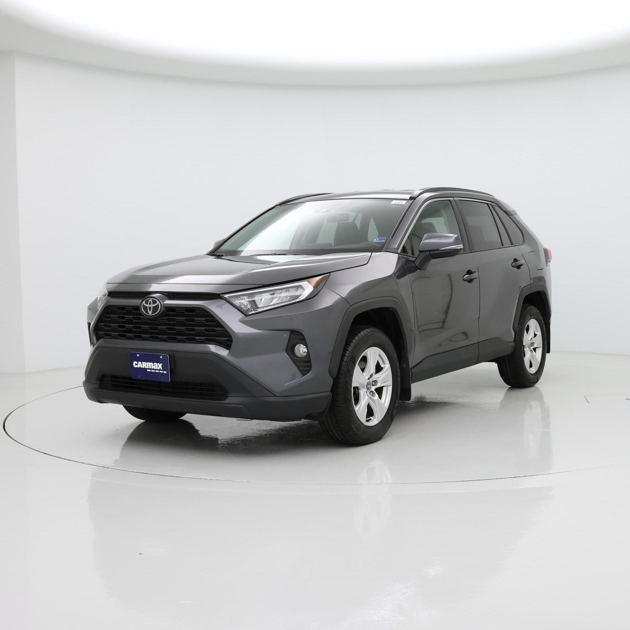 Thumbnail: 2021 Toyota RAV4 - 4