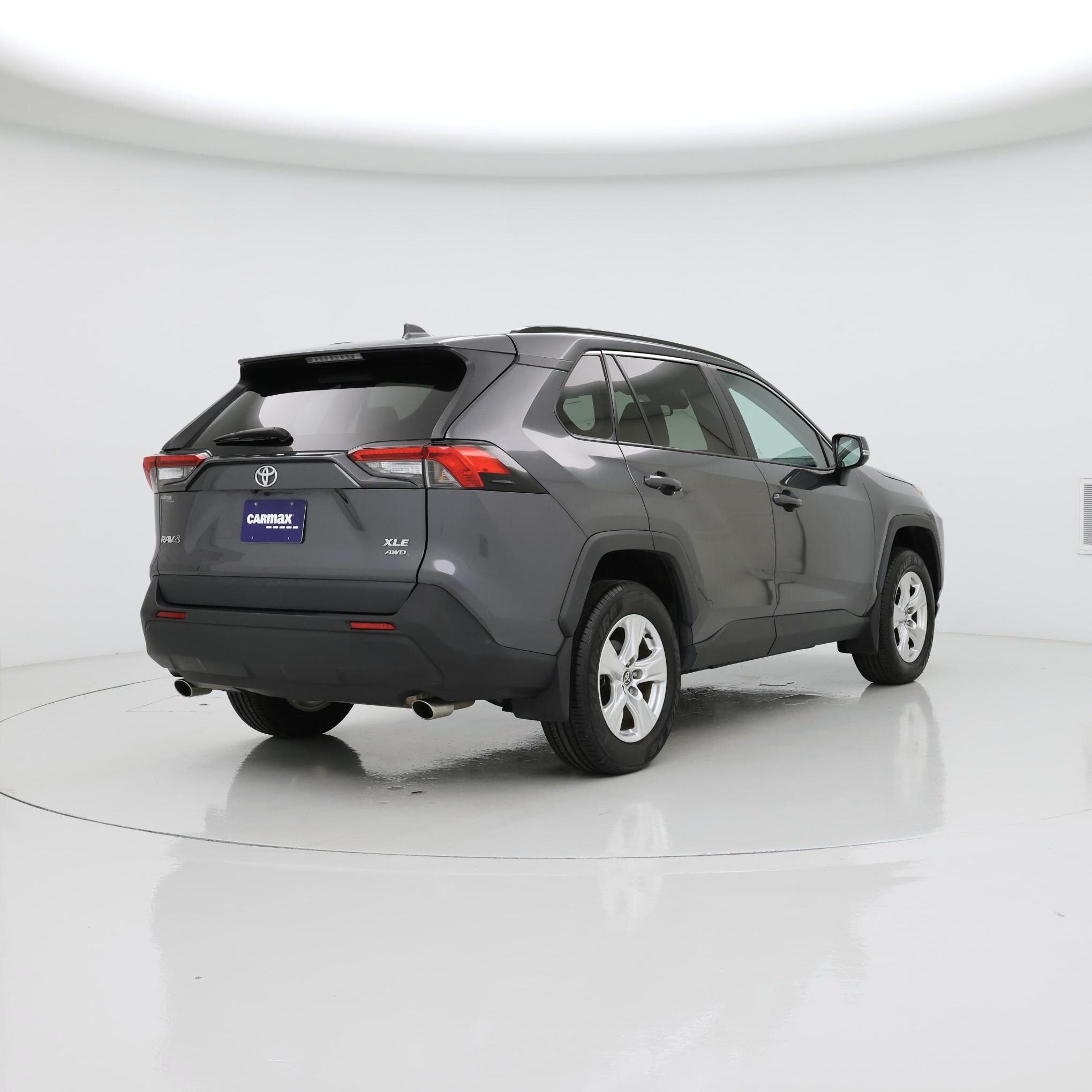 Thumbnail: 2021 Toyota RAV4 - 8
