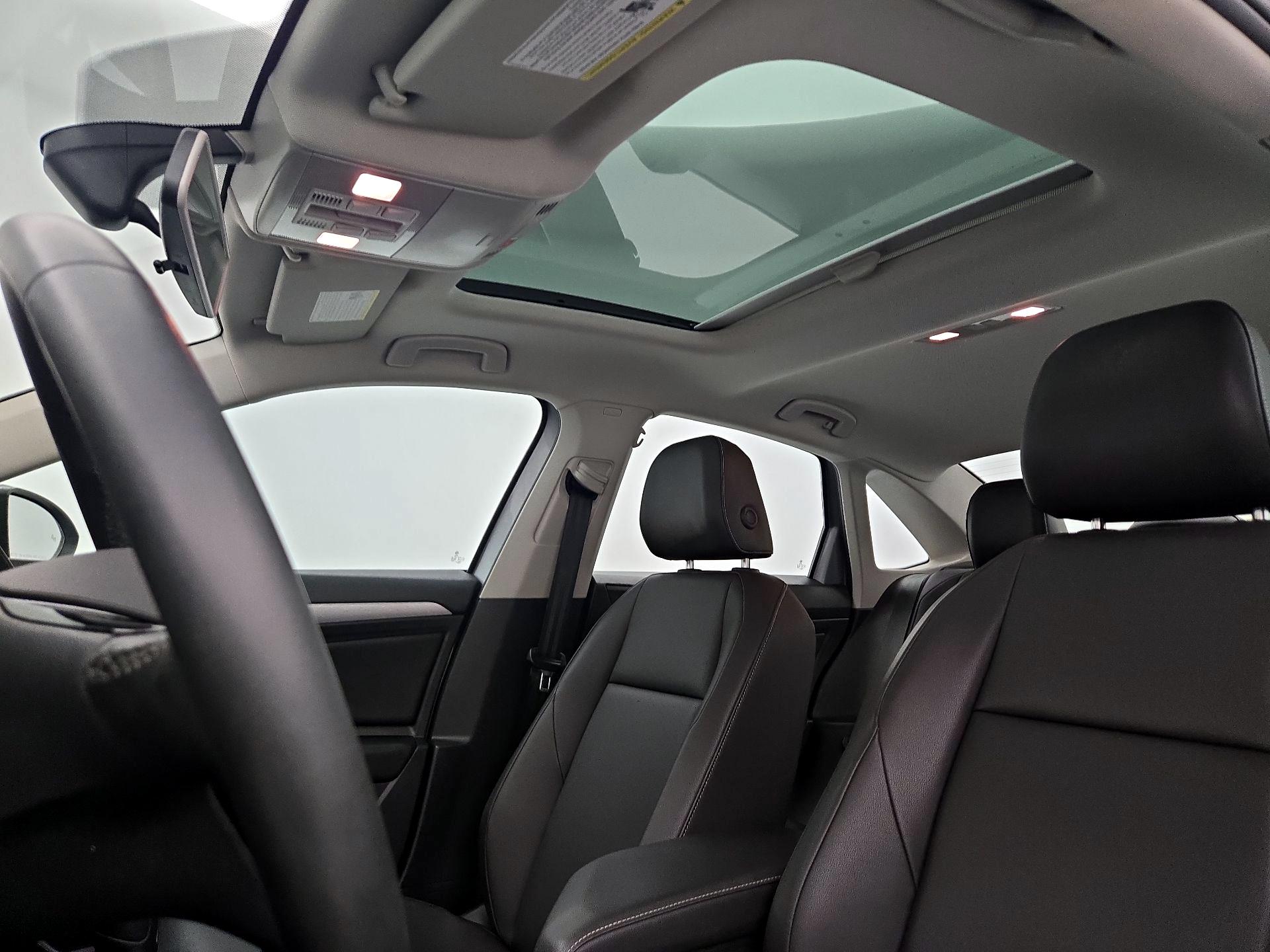 Thumbnail: 2020 Volkswagen Jetta - 19