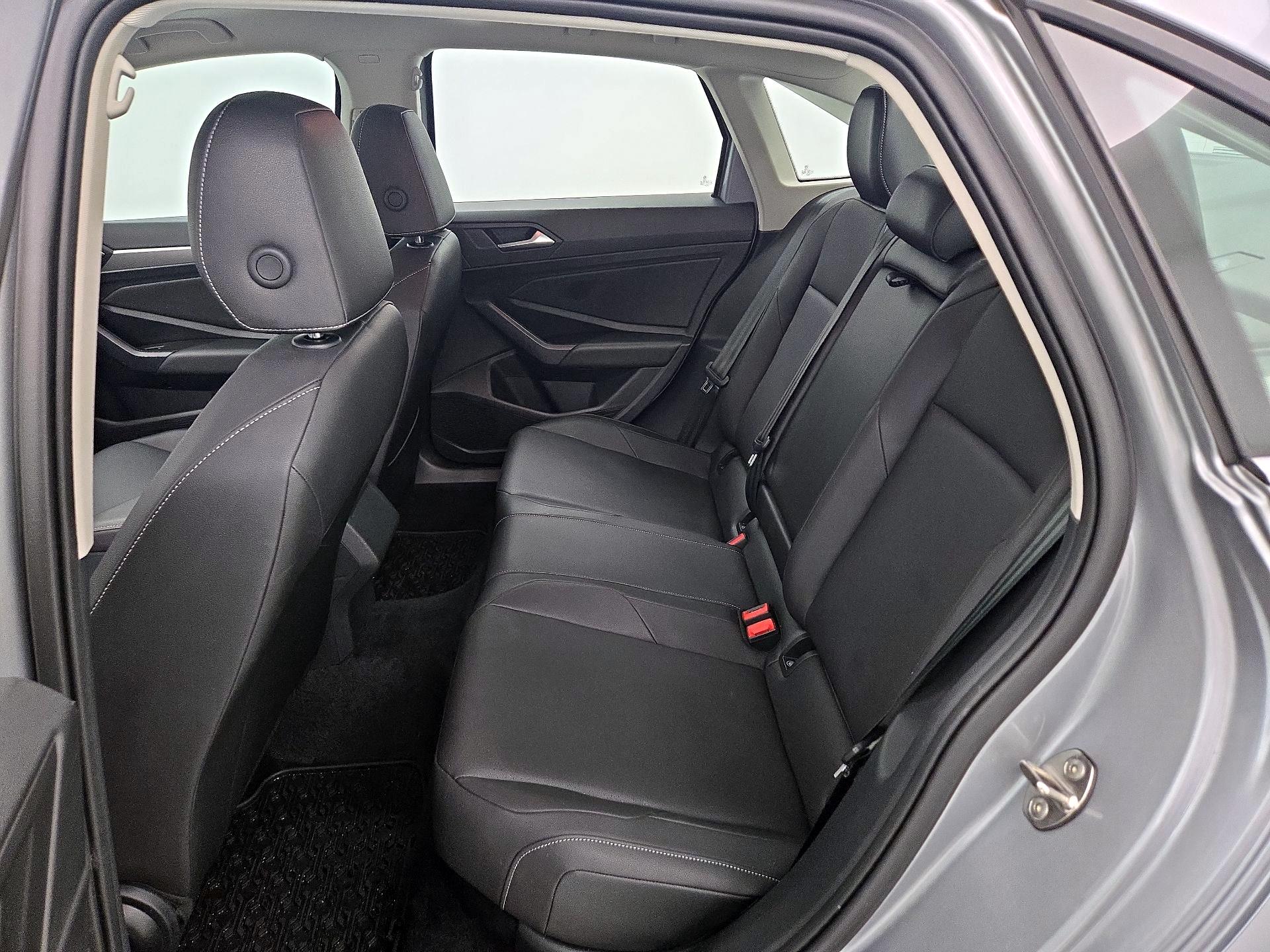 Thumbnail: 2020 Volkswagen Jetta - 20