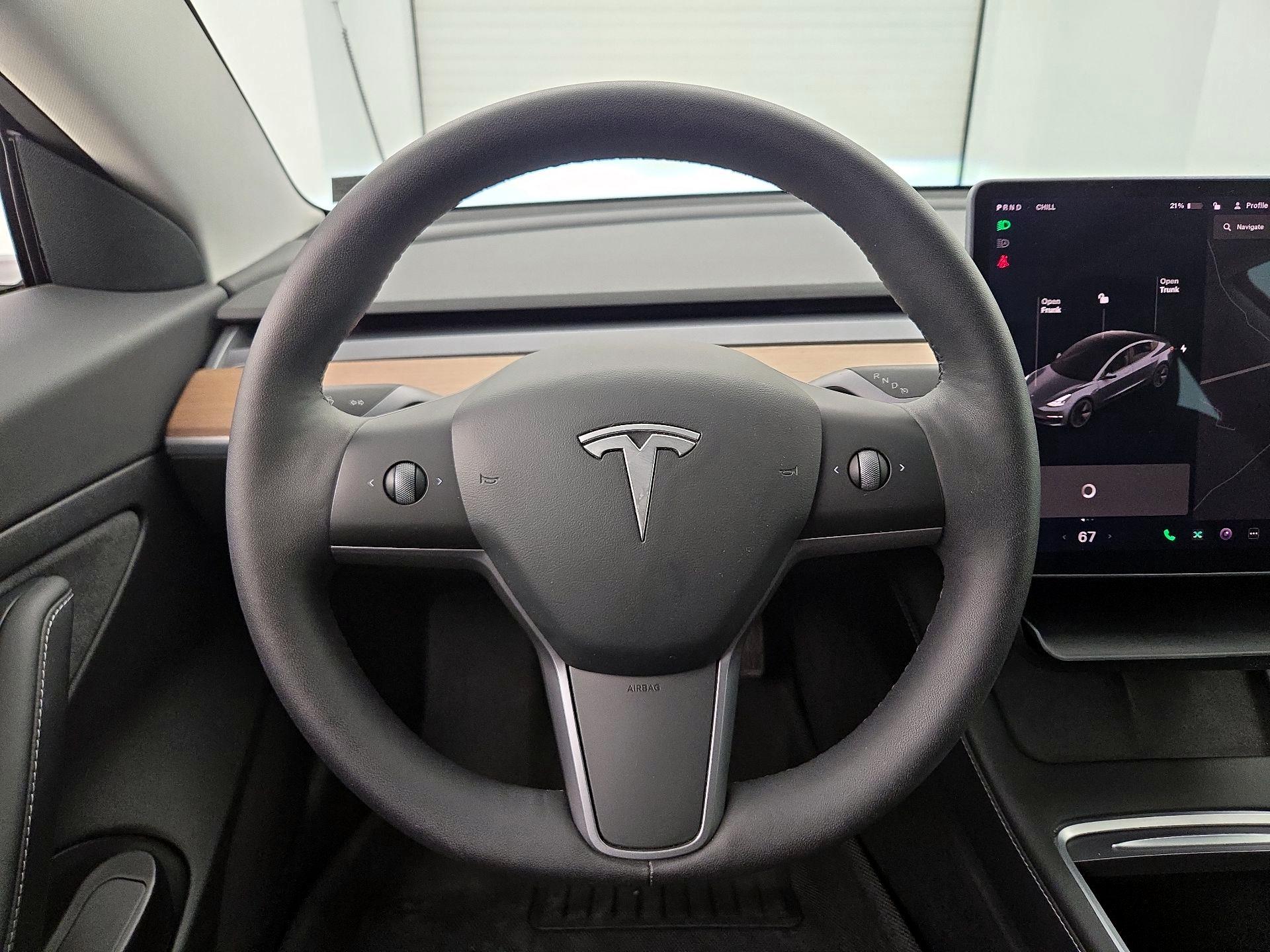 Thumbnail: 2021 Tesla Model 3 - 10